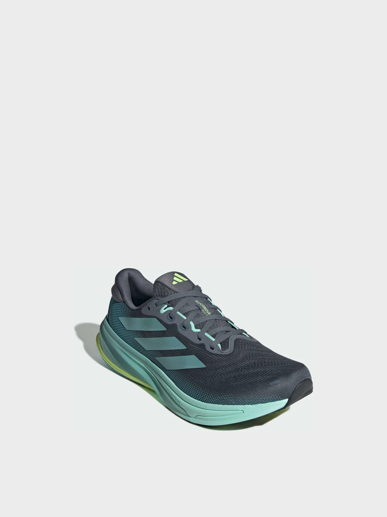 Кроссовки Adidas Supernova модель JQ7701 Кроссовки Adidas Supernova модель JQ7701 Фото