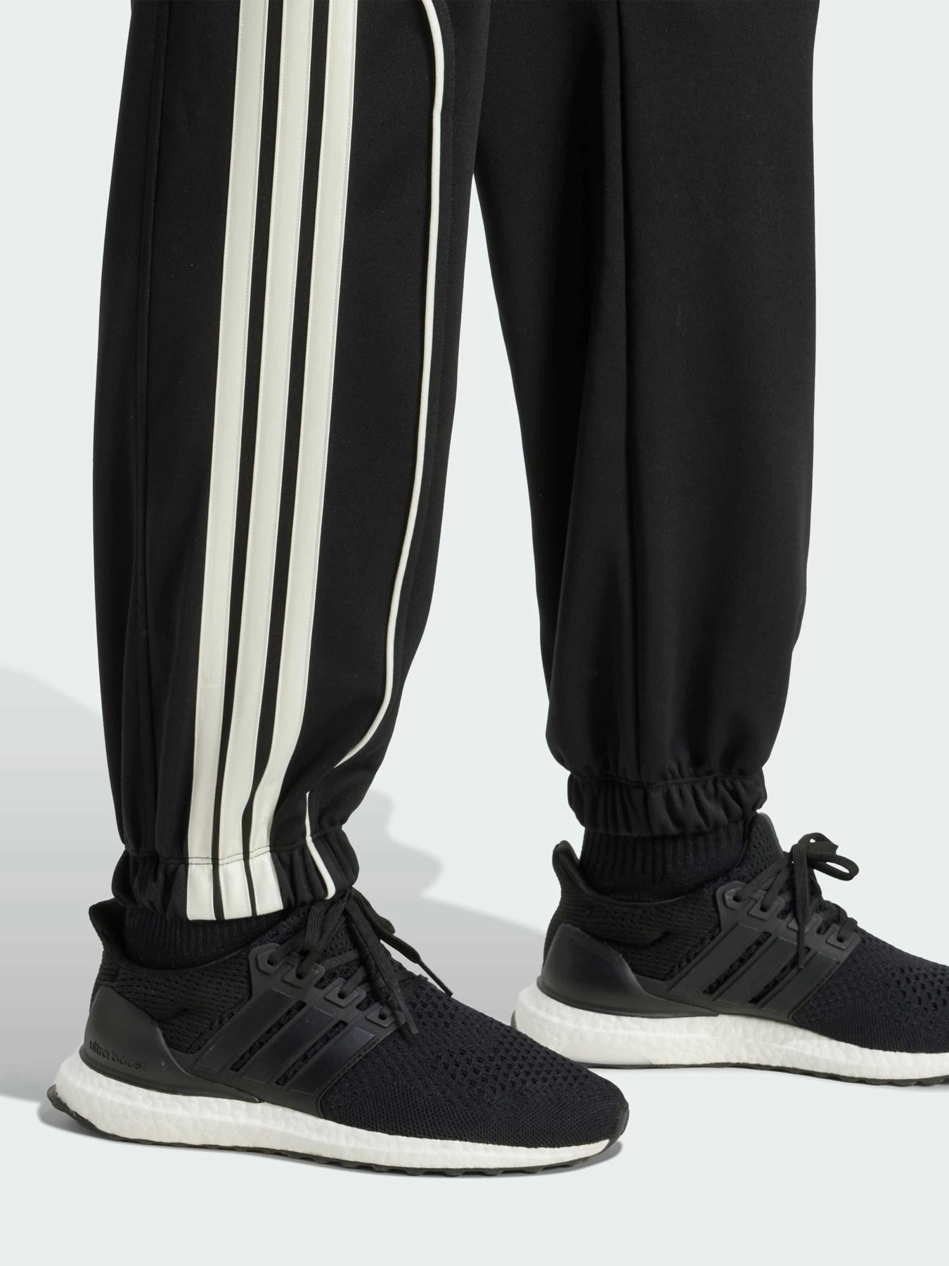 Костюмы Adidas модель JX0471 Костюмы Adidas модель JX0471 Фото