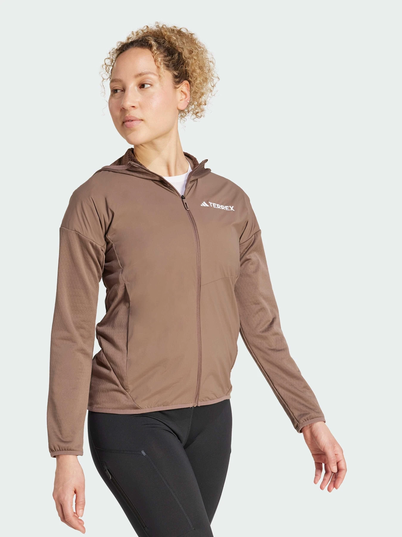 Куртки та дублянки Adidas модель JM0159 Фото