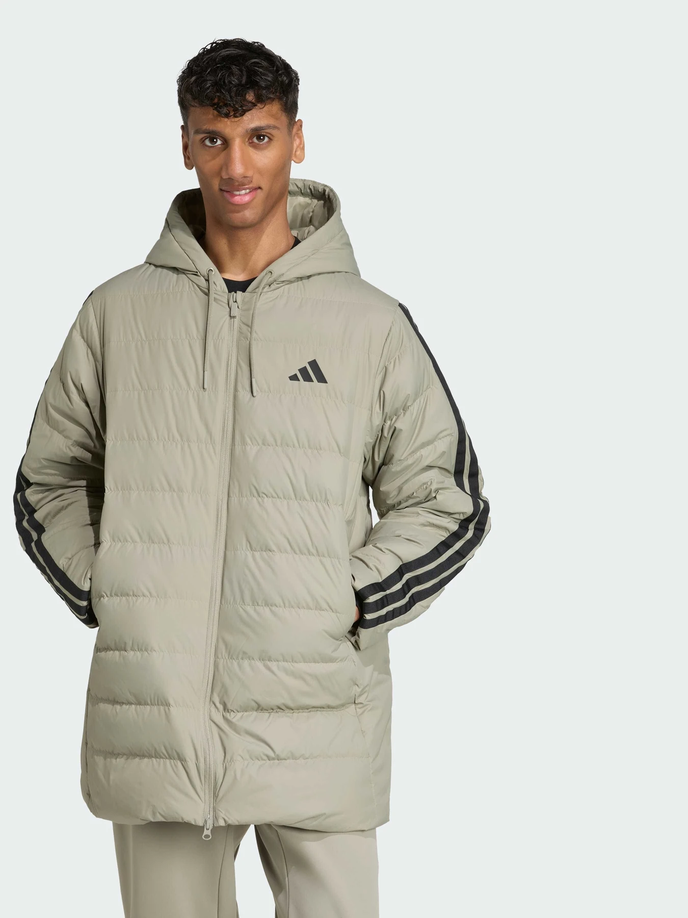 Куртки та дублянки Adidas модель JM4062 Фото