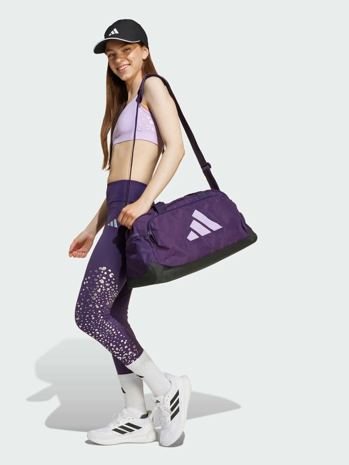 Брюки Adidas модель JM3844 Брюки Adidas модель JM3844 Фото