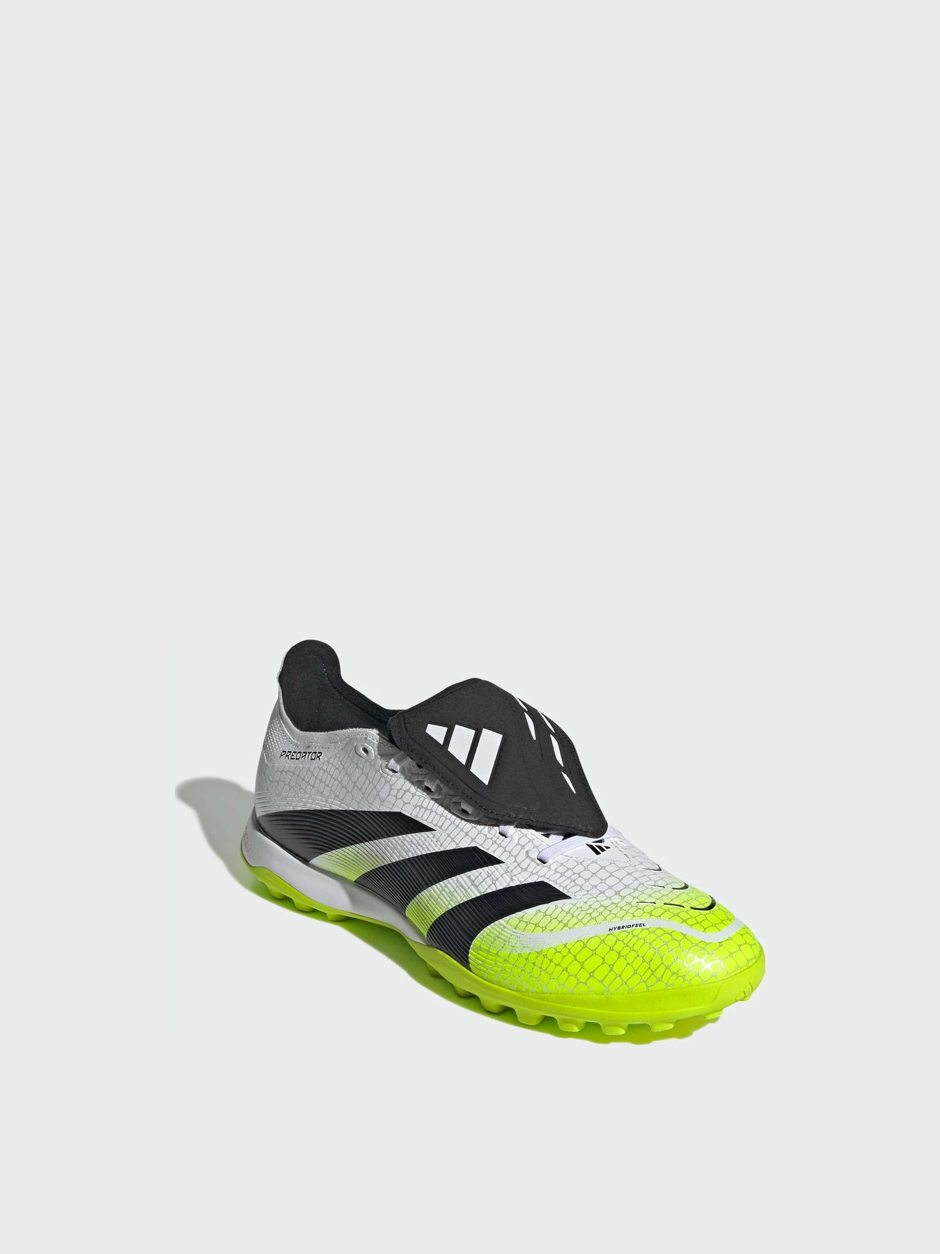Кроссовки Adidas Predator модель JQ1072 Фото
