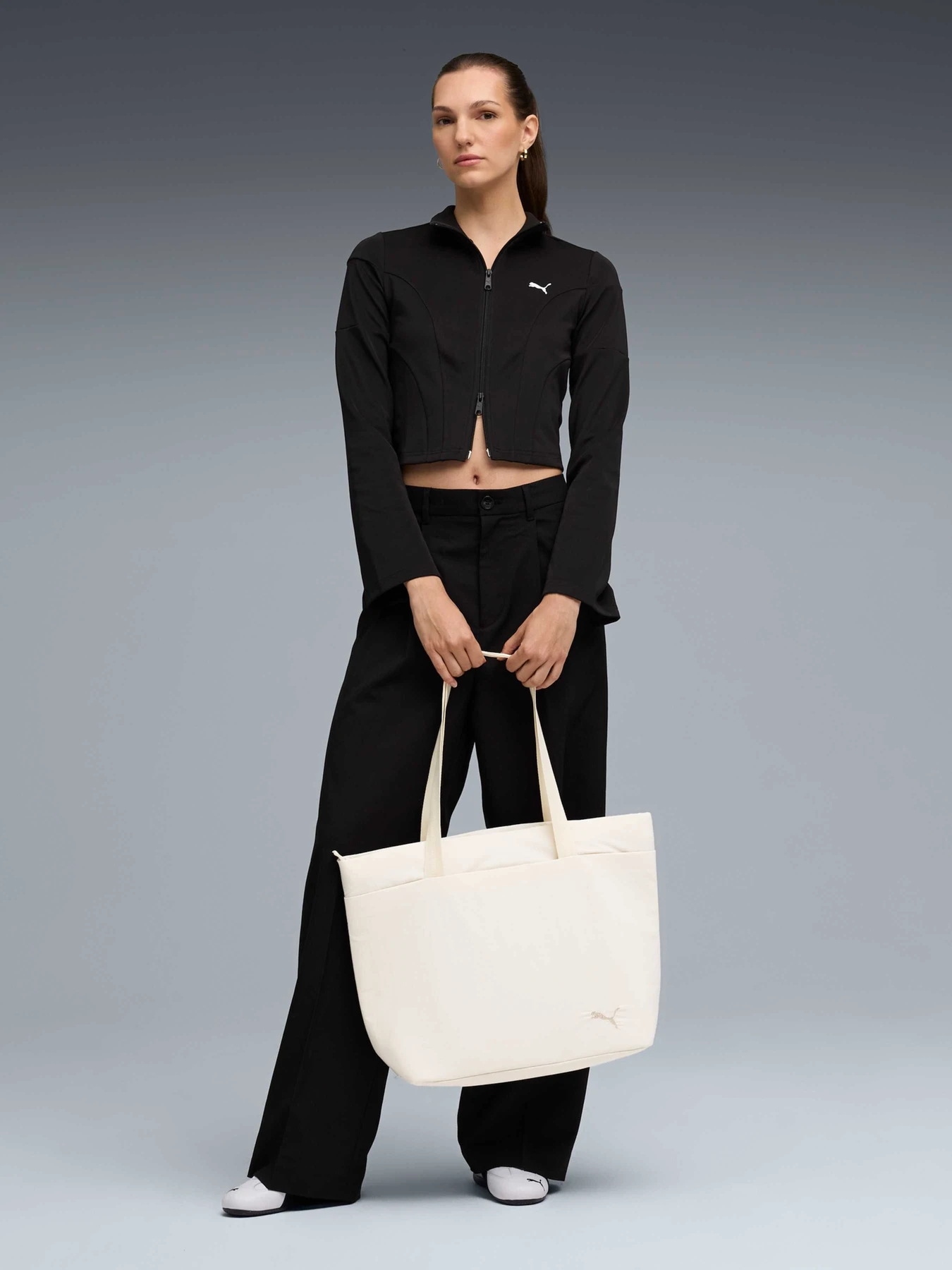 Сумки PUMA Her Shopper модель 091717 Сумки PUMA Her Shopper модель 091717 Фото