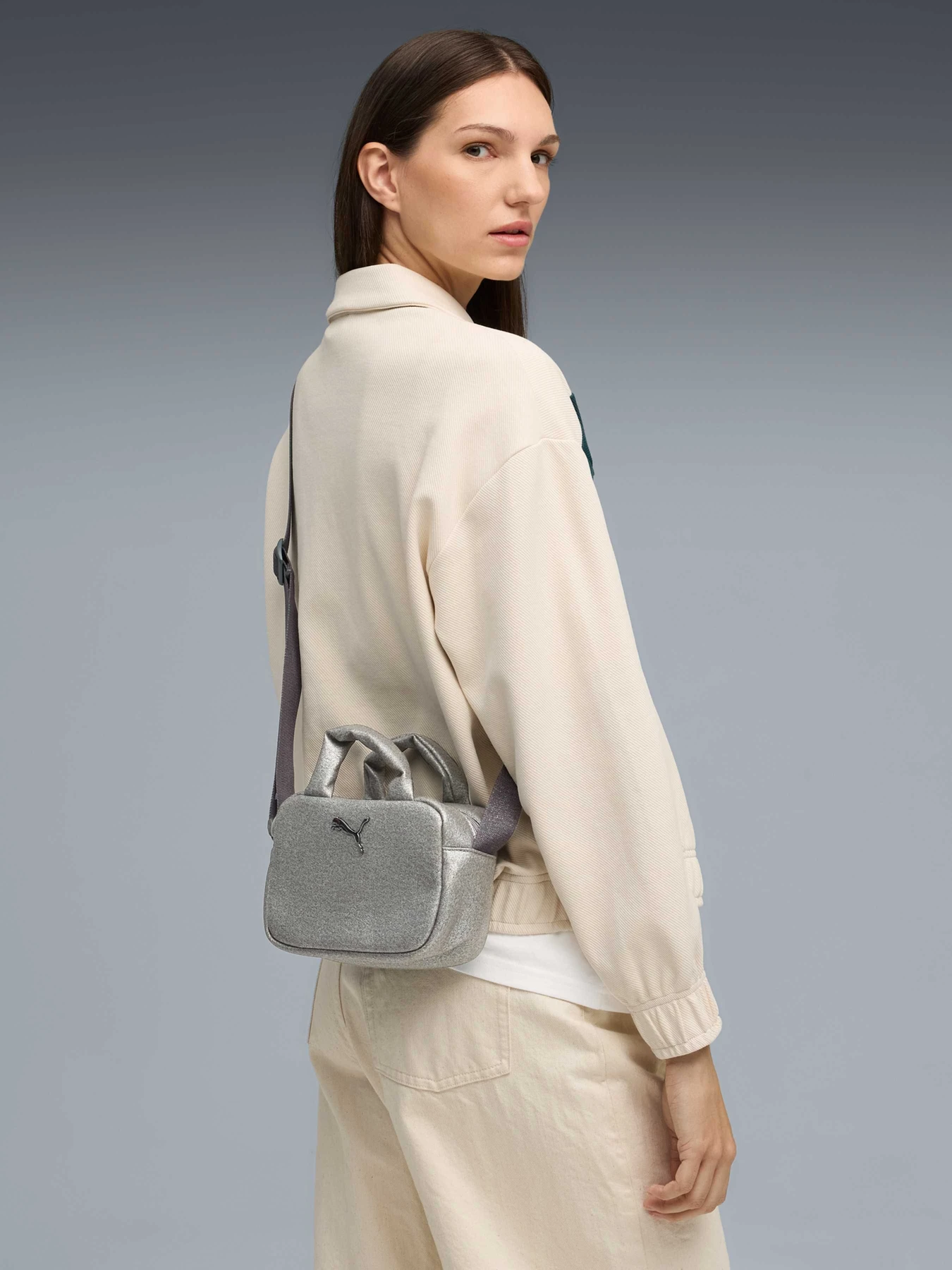 Сумки PUMA Up Glam Mini Grip Bag модель 091710 Сумки PUMA Up Glam Mini Grip Bag модель 091710 Фото