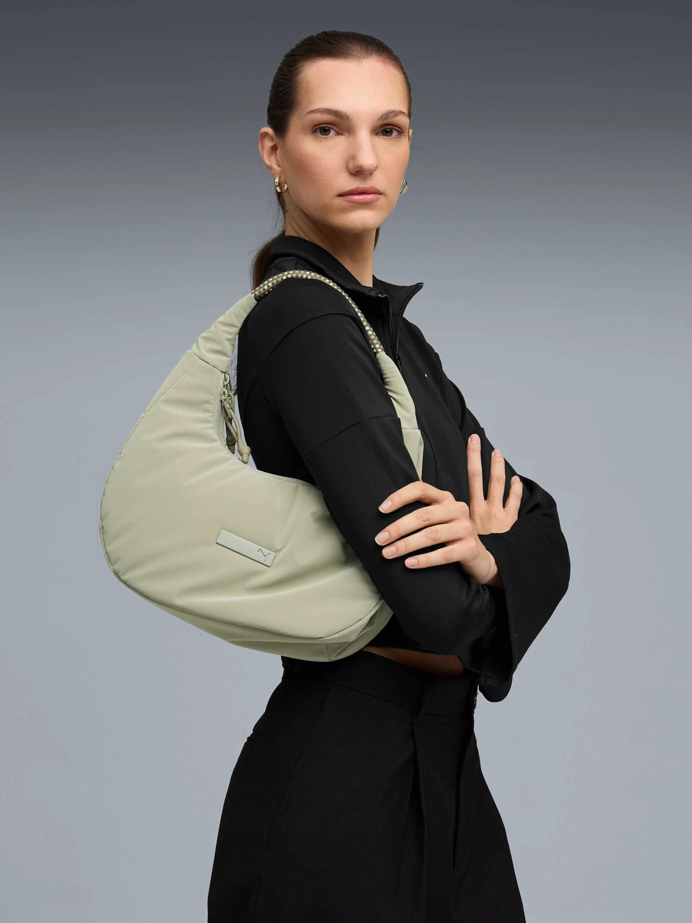 Сумки PUMA .bl Xtrme Hobo Bag модель 091367 Сумки PUMA .bl Xtrme Hobo Bag модель 091367 Фото