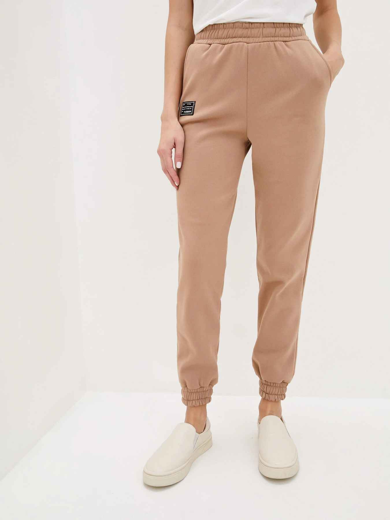 Костюмы ISSA Plus модель SA-329_beige Фото