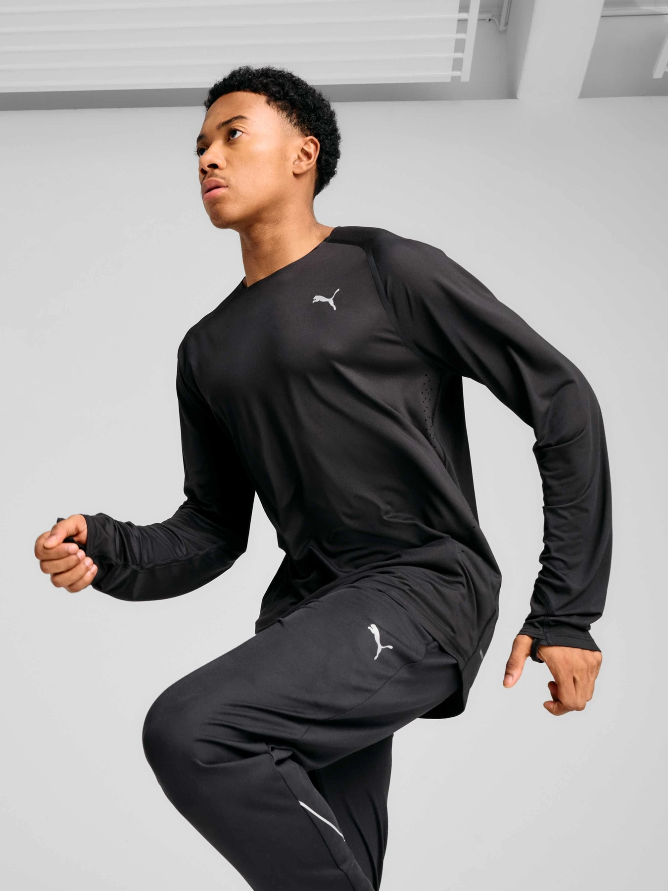 Худи и свитшоты PUMA Everyday Cloudpun Ls ?m модель 526628 Худи и свитшоты PUMA Everyday Cloudpun Ls ?m модель 526628 Фото
