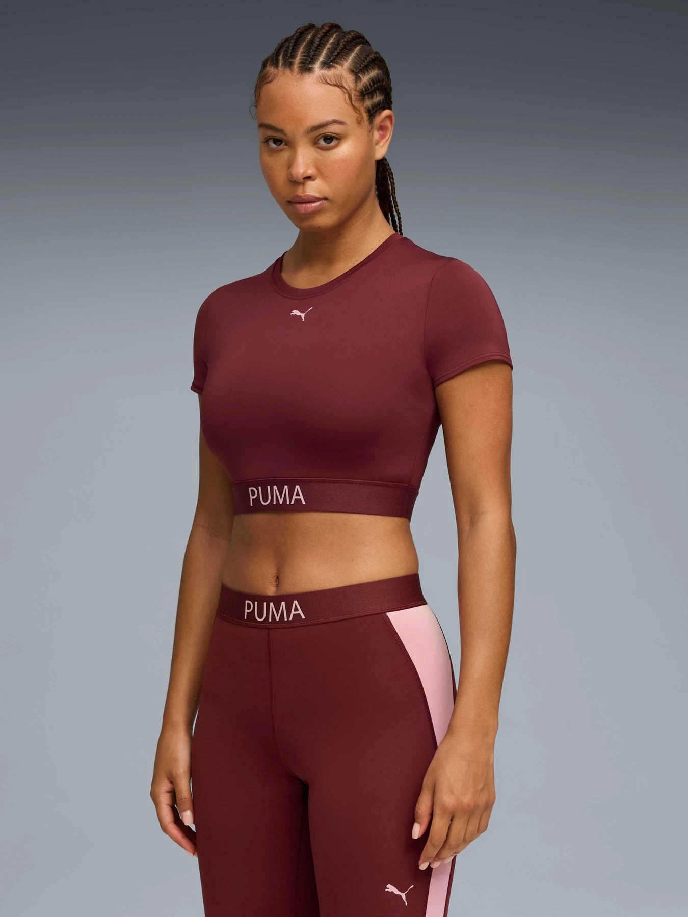 Футболки і поло PUMA W Strong Tee - Short модель 526805 Футболки і поло PUMA W Strong Tee - Short модель 526805 Фото