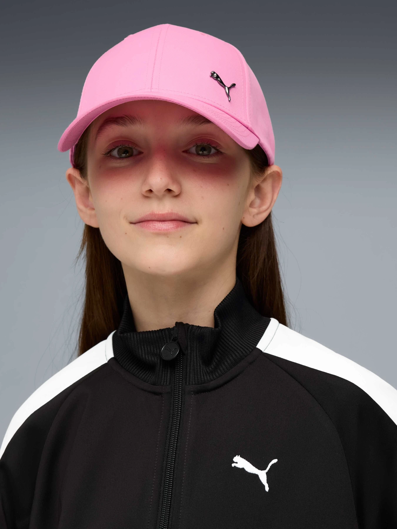 Шапки та кепки PUMA Ess Metal Cat Bb Cap J модель 026556 Шапки та кепки PUMA Ess Metal Cat Bb Cap J модель 026556 Фото