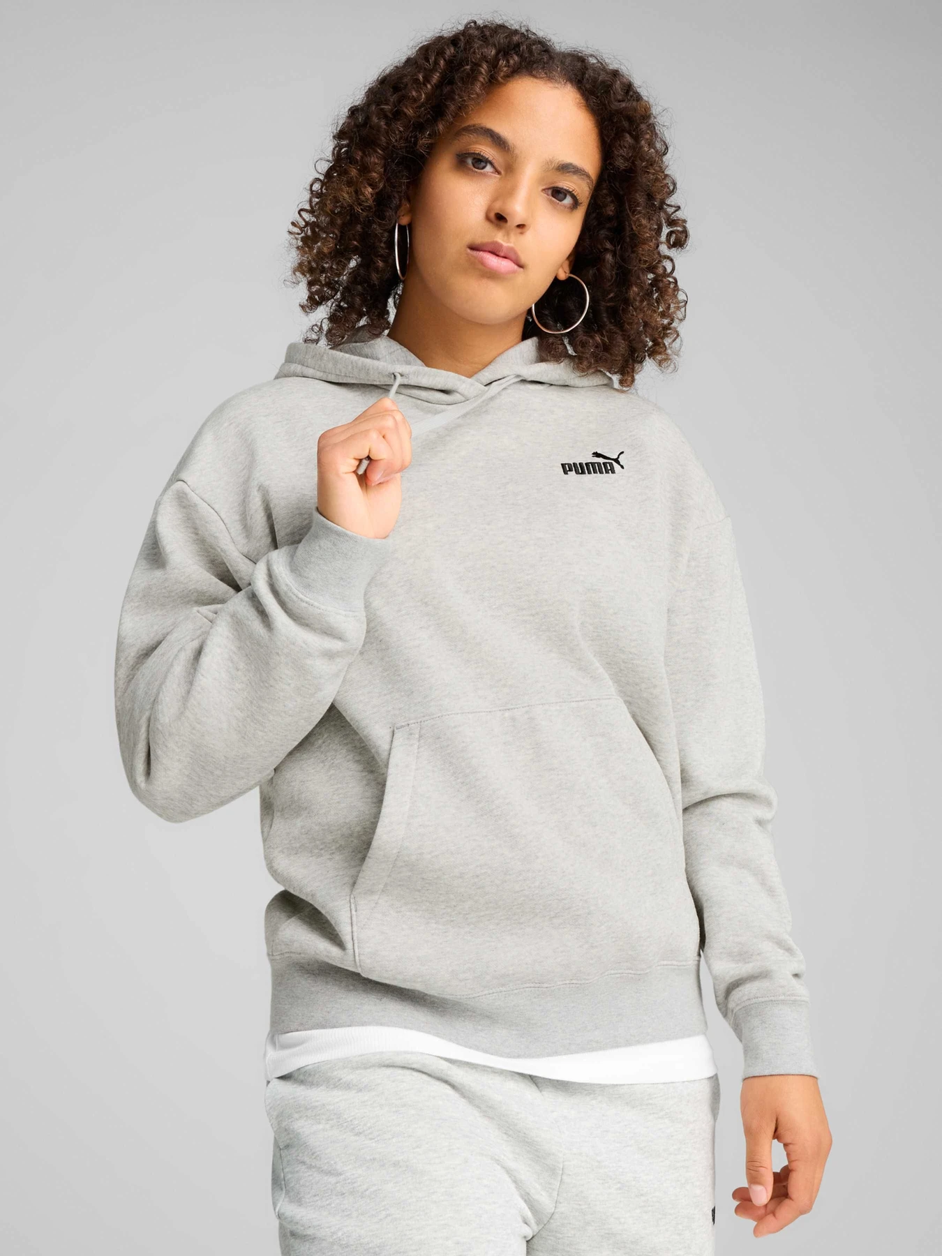 Худі та світшоти PUMA Ess Small No. 1 Logo Hoodie модель 682396 Худі та світшоти PUMA Ess Small No. 1 Logo Hoodie модель 682396 Фото