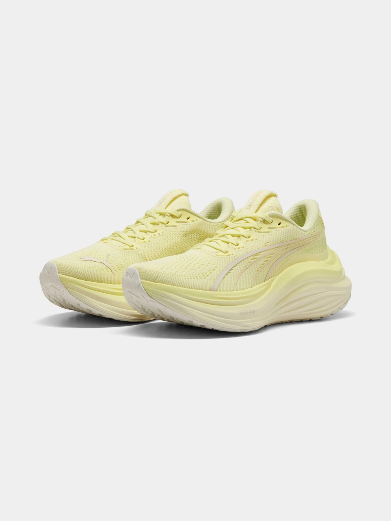Кроссовки PUMA Magmax Nitro™ Wns модель 310089 Кроссовки PUMA Magmax Nitro™ Wns модель 310089 Фото