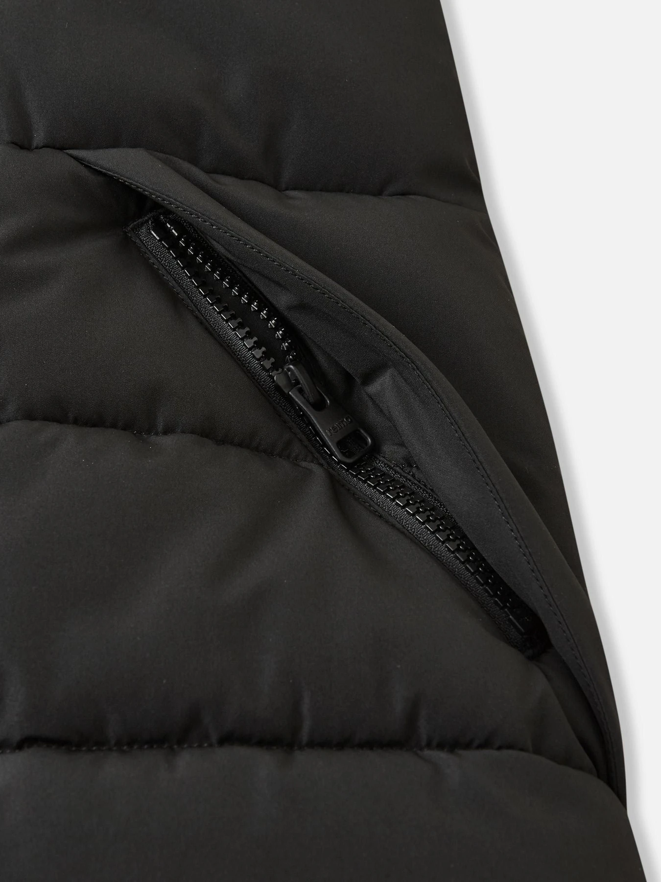 Куртки и дубленки REIMA Luvia модель 5100420A-9990 Куртки и дубленки REIMA Luvia модель 5100420A-9990 Фото