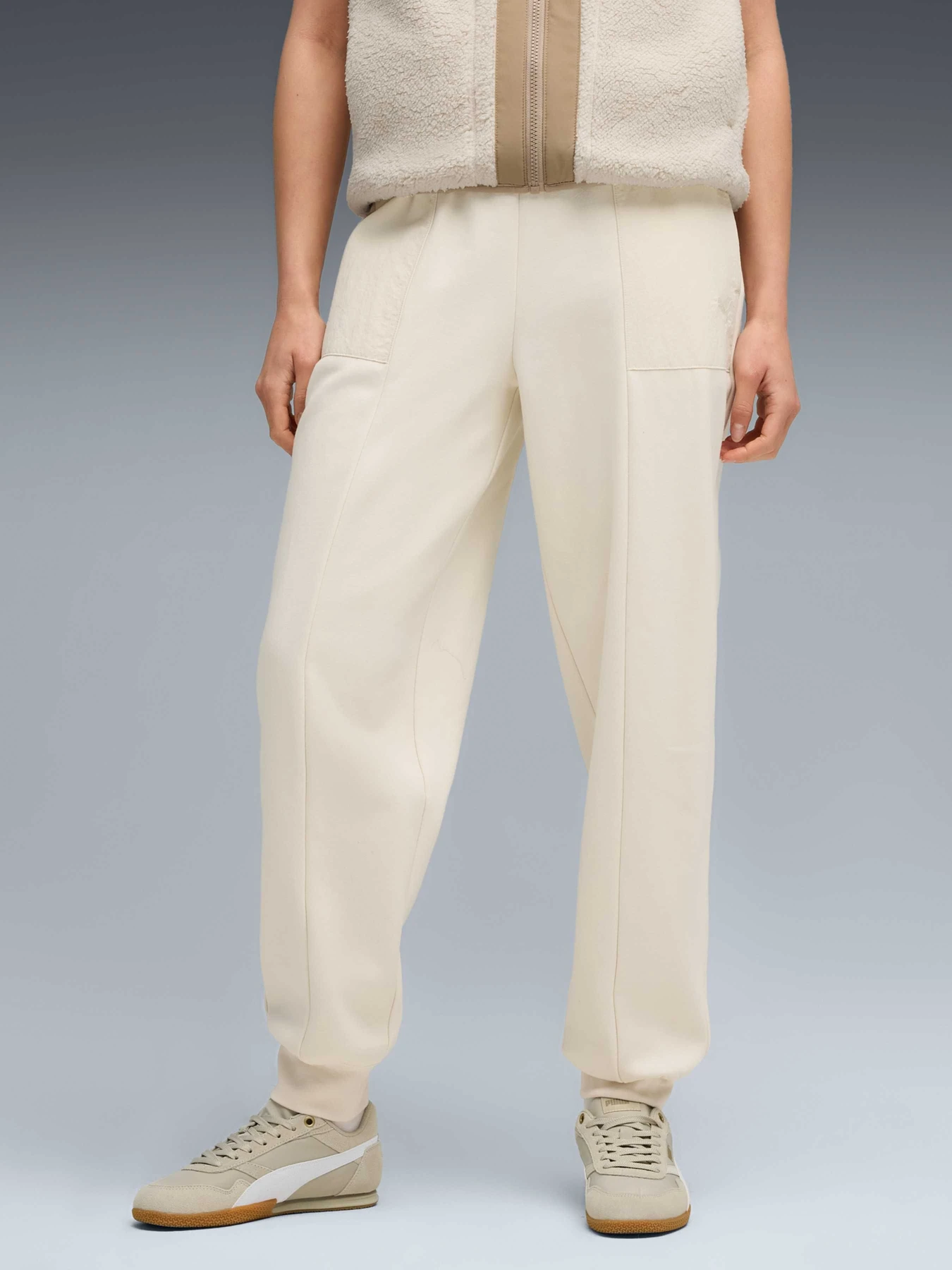Штани PUMA Her Comfort Sweatpants модель 688154 Штани PUMA Her Comfort Sweatpants модель 688154 Фото