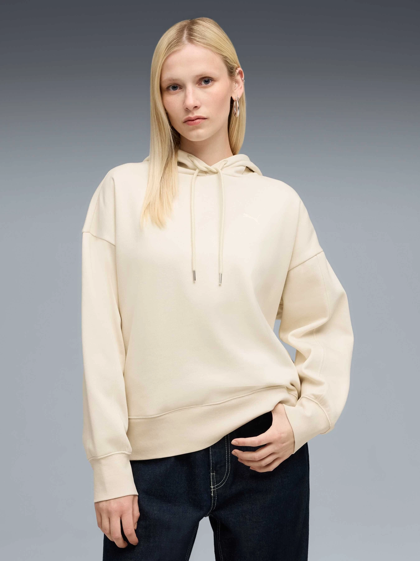 Худі та світшоти PUMA Her Oversized Hoodie Fl модель 688151 Худі та світшоти PUMA Her Oversized Hoodie Fl модель 688151 Фото