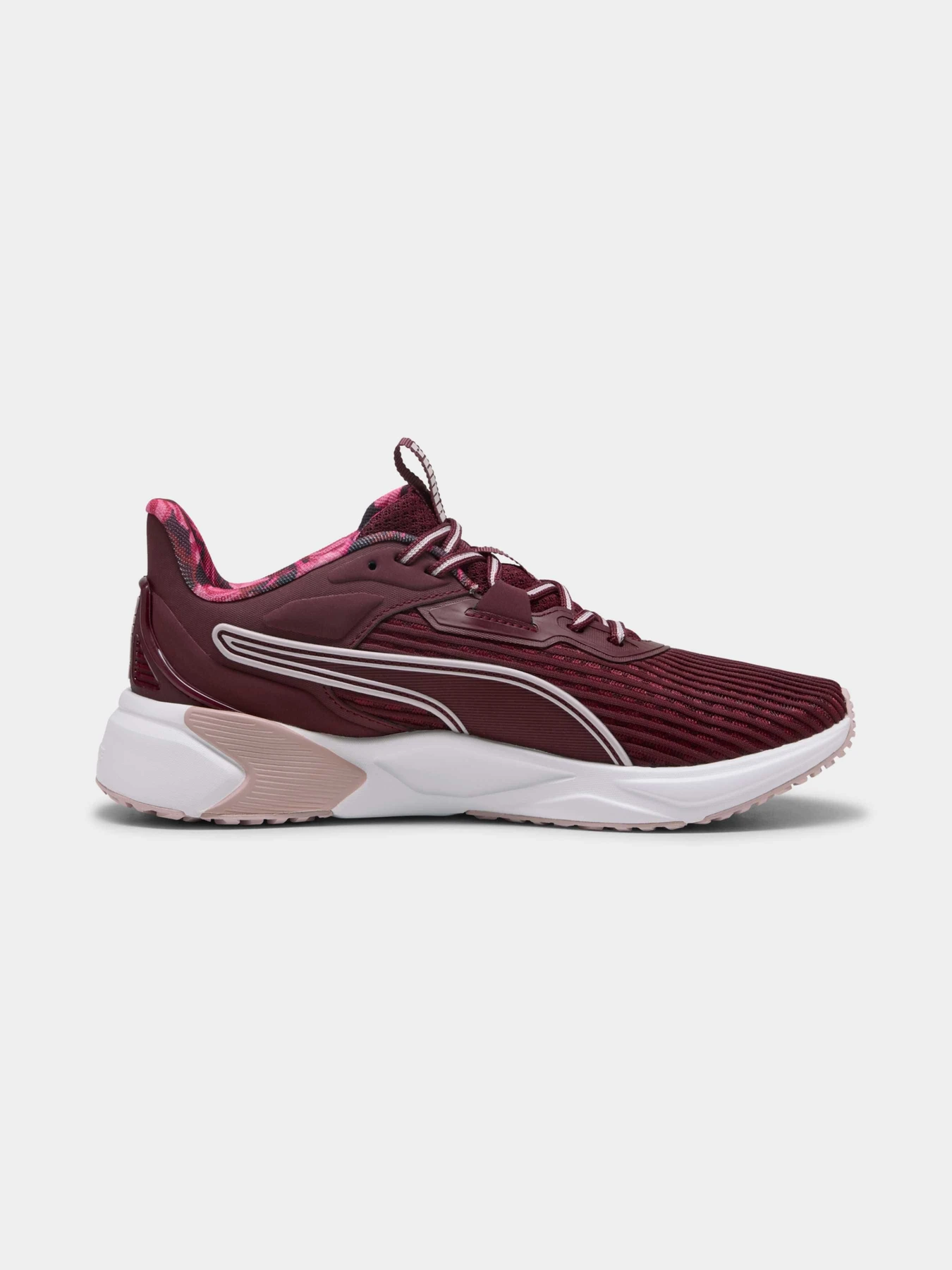 Кроссовки PUMA Disperse Xt 4 Wn's Floral Ri модель 311735 Кроссовки PUMA Disperse Xt 4 Wn's Floral Ri модель 311735 Фото