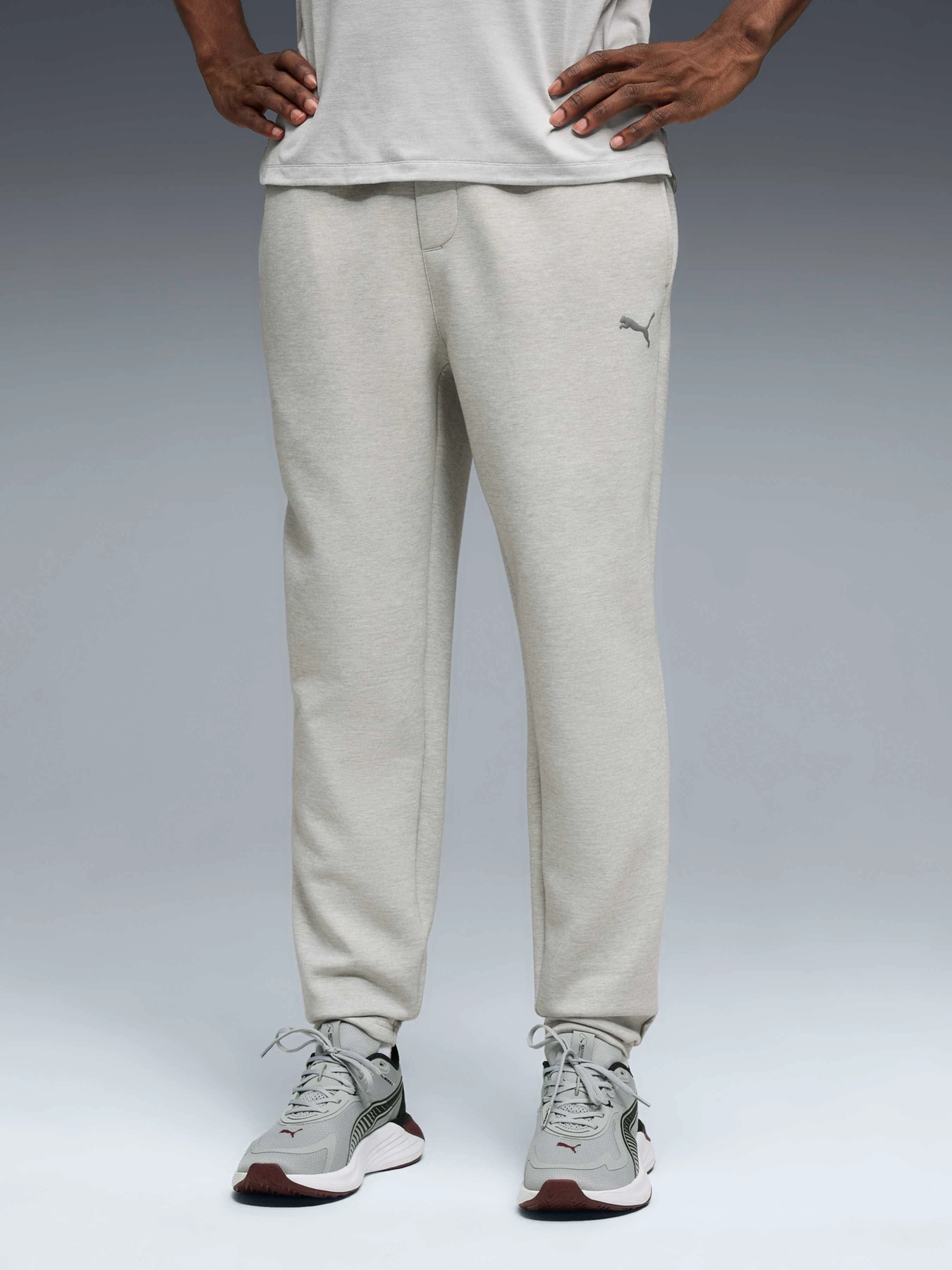 Брюки PUMA M Cloudspun Jogger модель 527596 Брюки PUMA M Cloudspun Jogger модель 527596 Фото