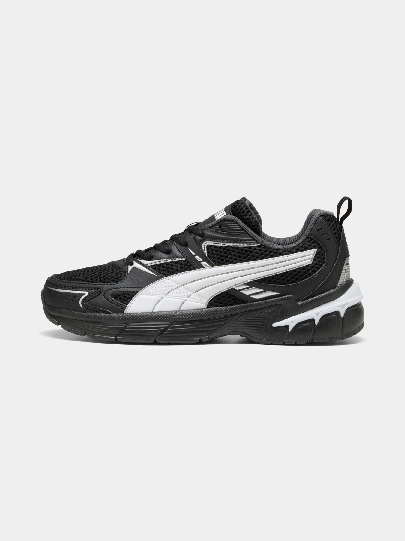Кросівки PUMA Milenio Tech 2000 модель 402625 Фото