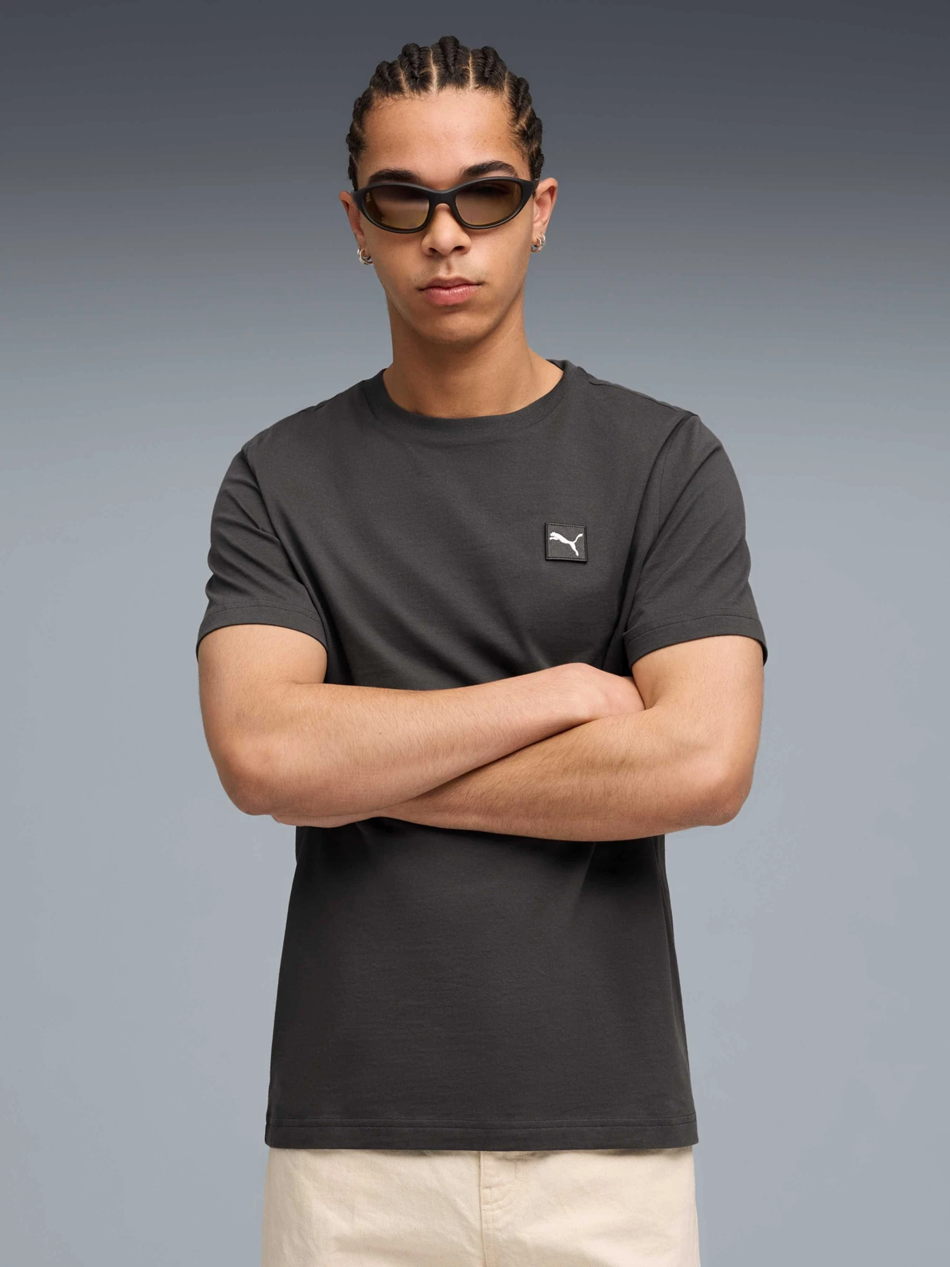 Футболки і поло PUMA Ess Elevated Tee модель 684726 Футболки і поло PUMA Ess Elevated Tee модель 684726 Фото
