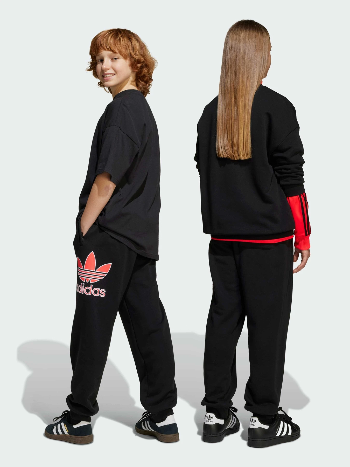 Брюки Adidas Adicolor модель JV7781 Фото
