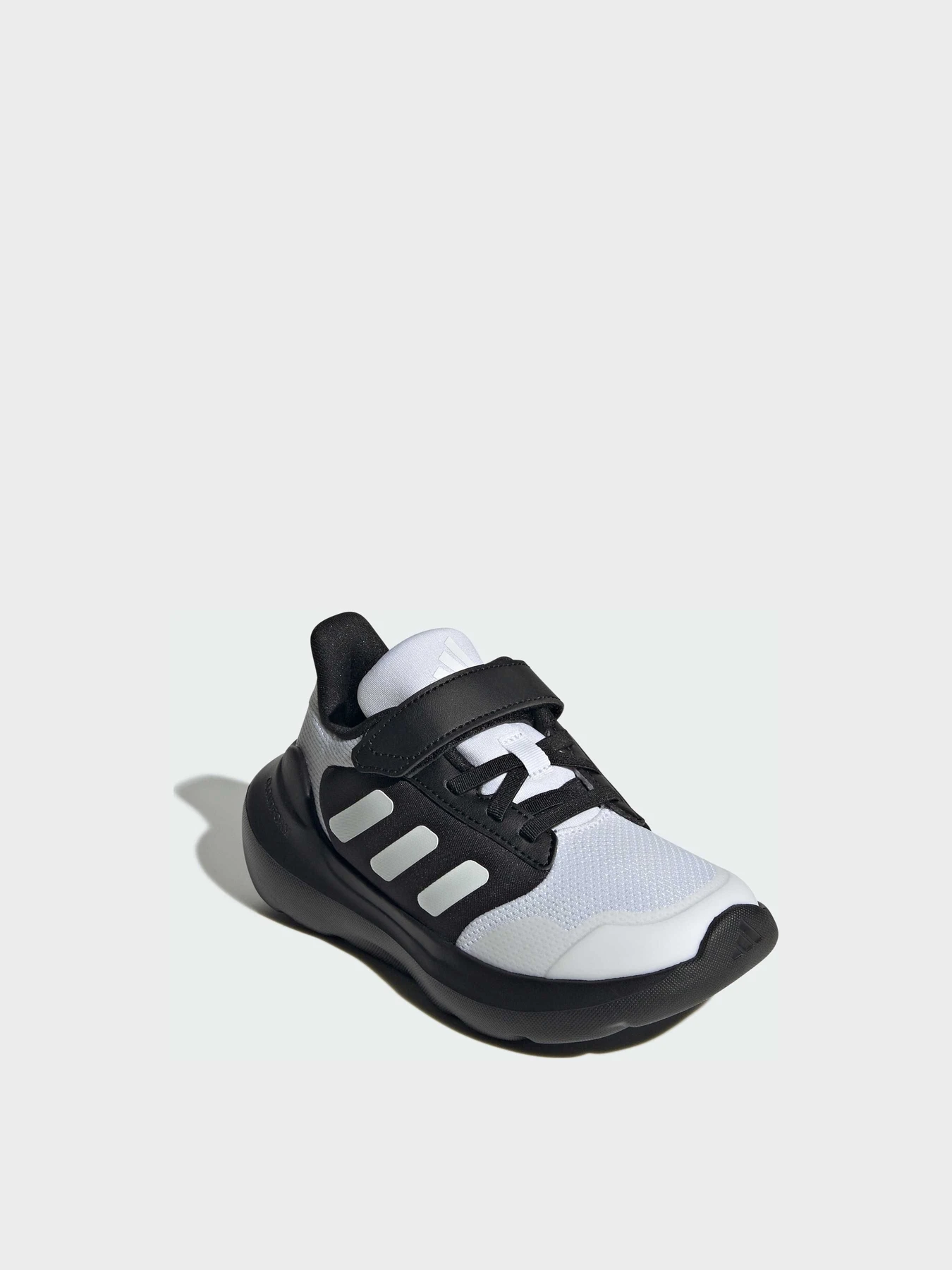 Кросівки Adidas модель JR6070 Фото