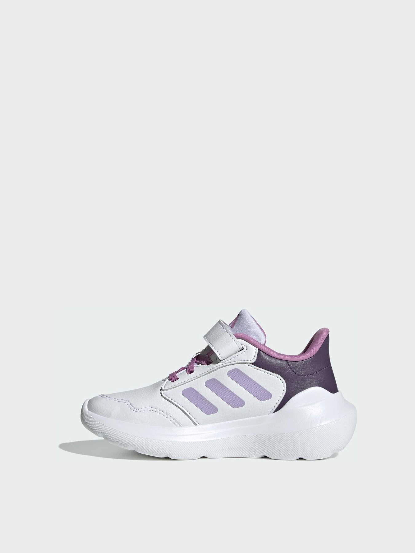 Кроссовки Adidas модель JR6082 Кроссовки Adidas модель JR6082 Фото