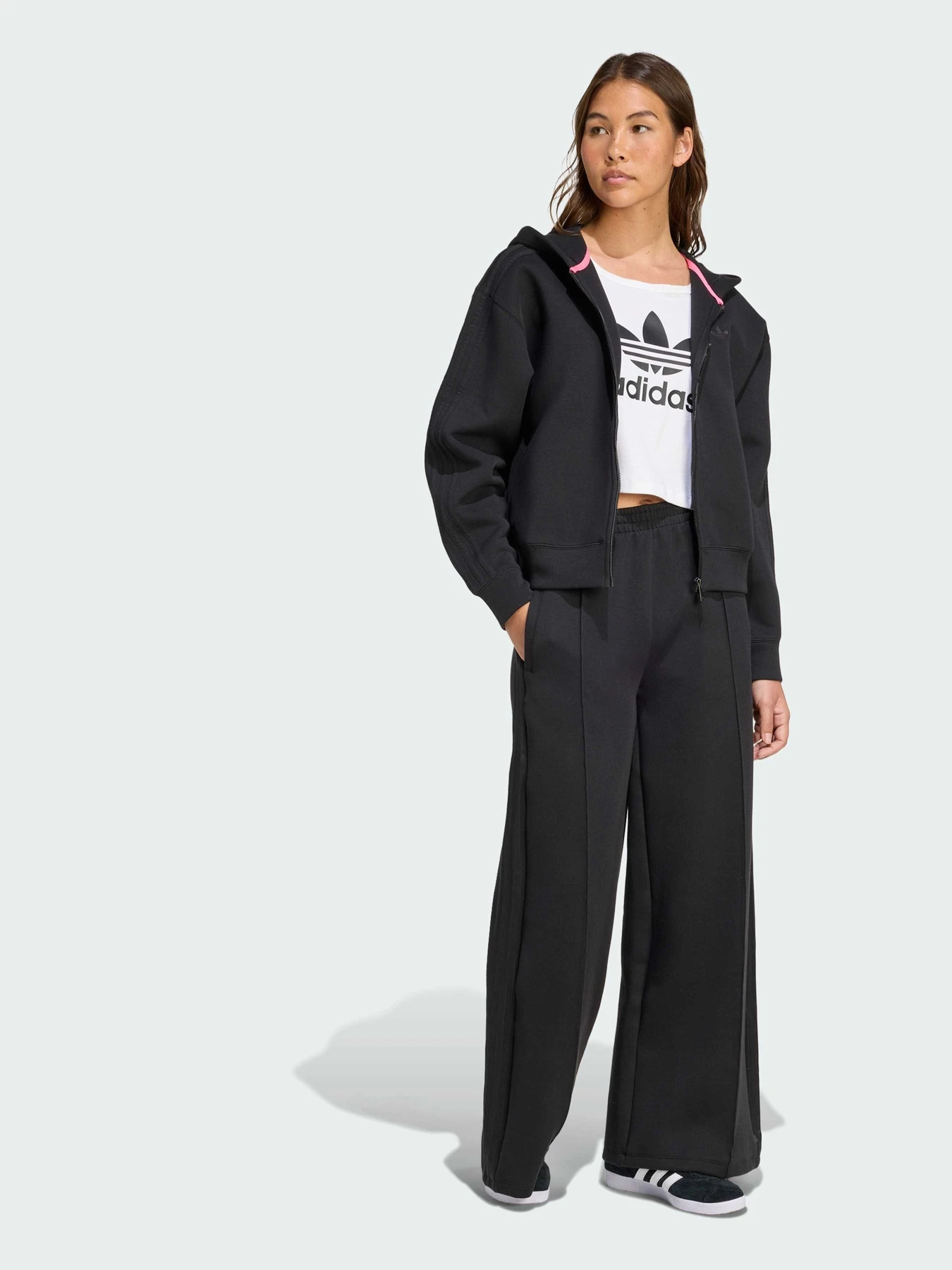Худі та світшоти Adidas Adicolor модель JY2619 Худі та світшоти Adidas Adicolor модель JY2619 Фото