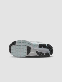 Кроссовки NIKE Zoom Vomero 5 Gs модель HQ3255-043 Фото