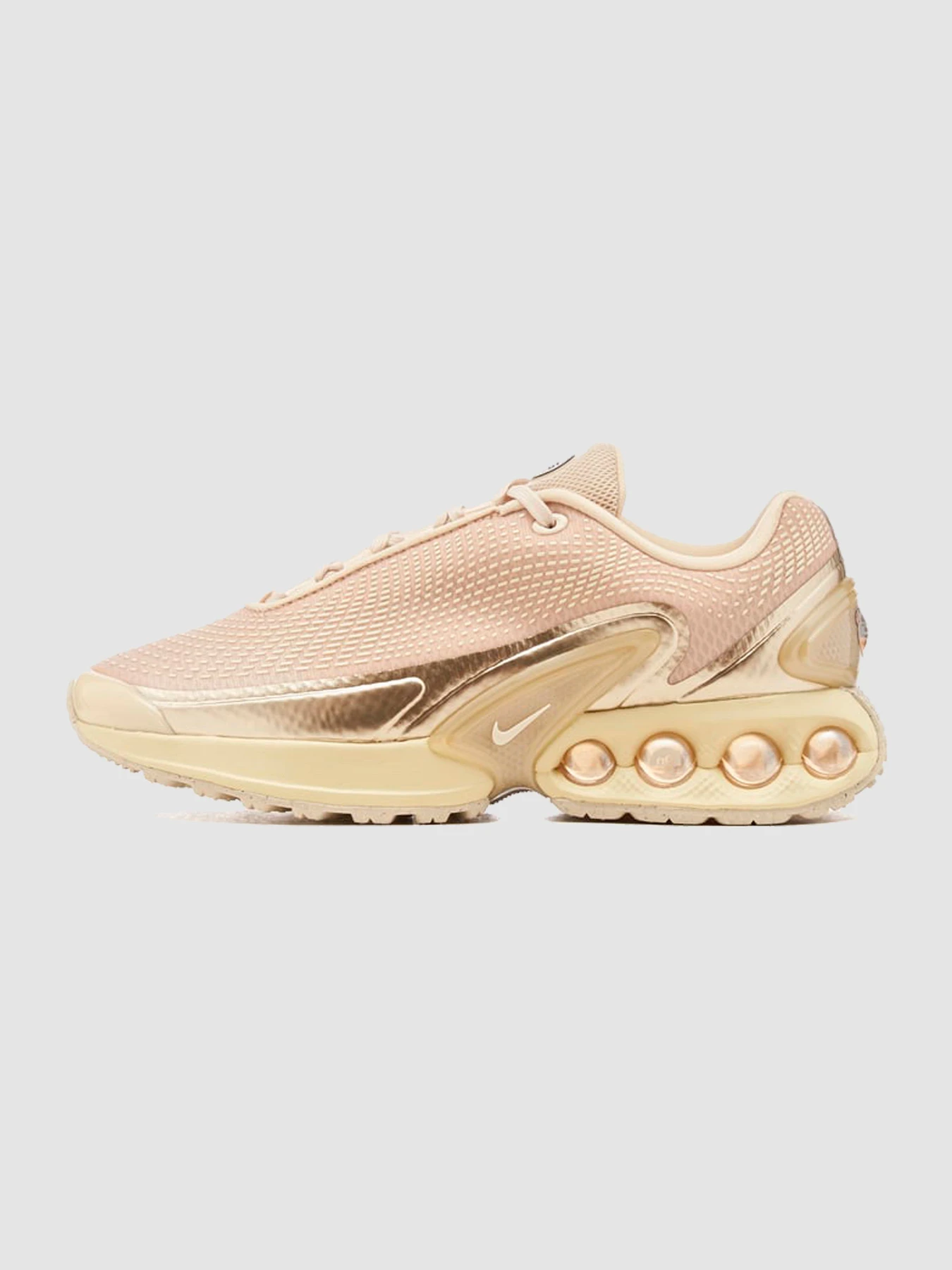 Кроссовки NIKE Air Max Dn модель HV4861-200 Кроссовки NIKE Air Max Dn модель HV4861-200 Фото