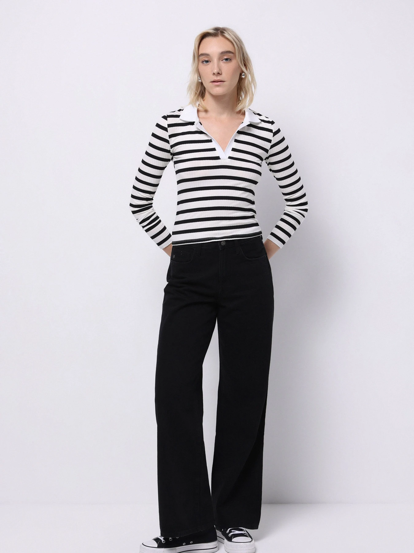 Худи и свитшоты Colin’s модель CL1075895_Q1.V1_BLK Фото
