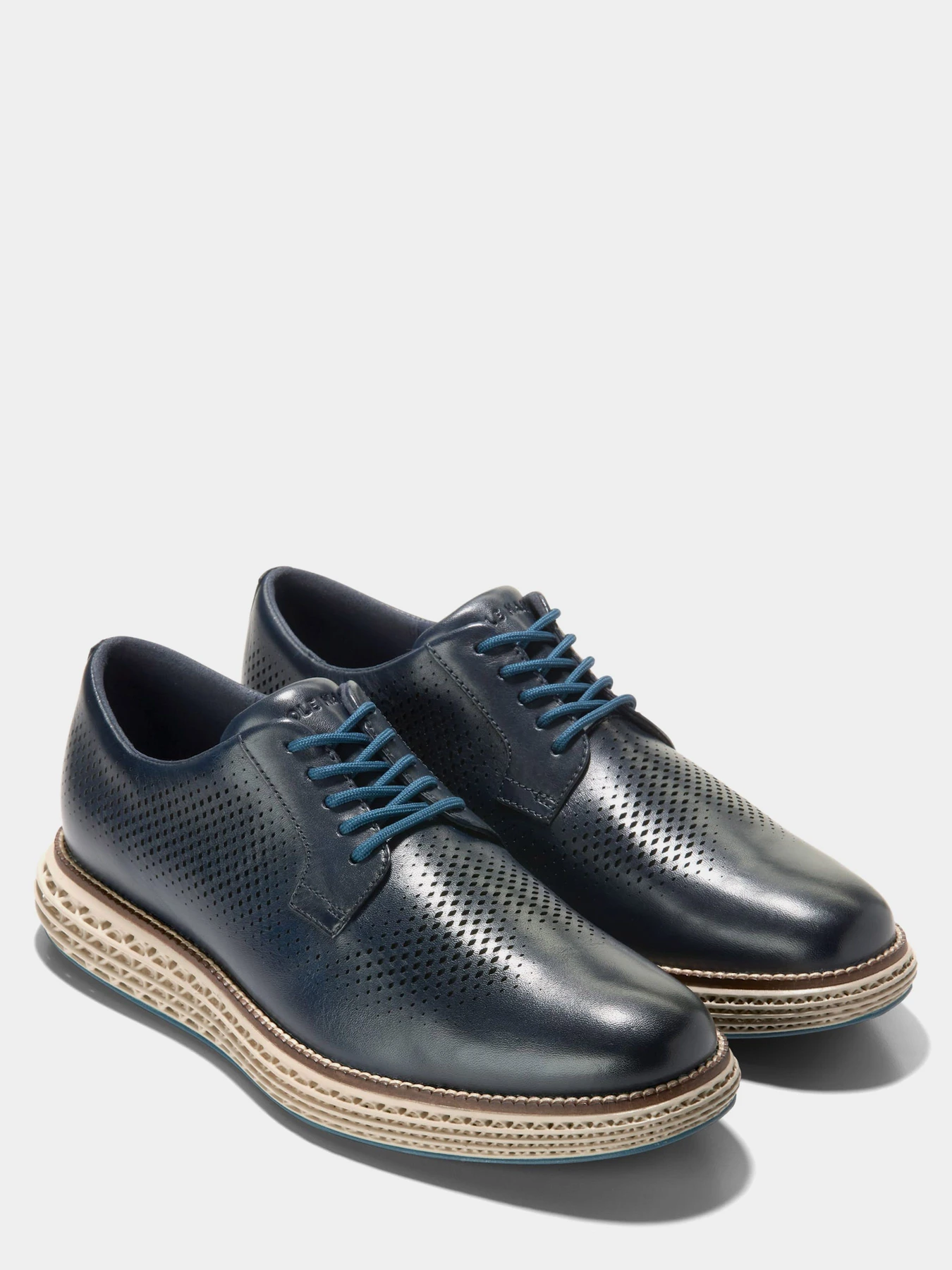 Туфли и лоферы Cole Haan модель C40953 Фото