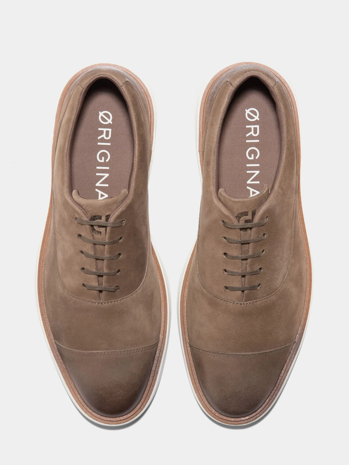 Туфли и лоферы Cole Haan модель C42158 Фото