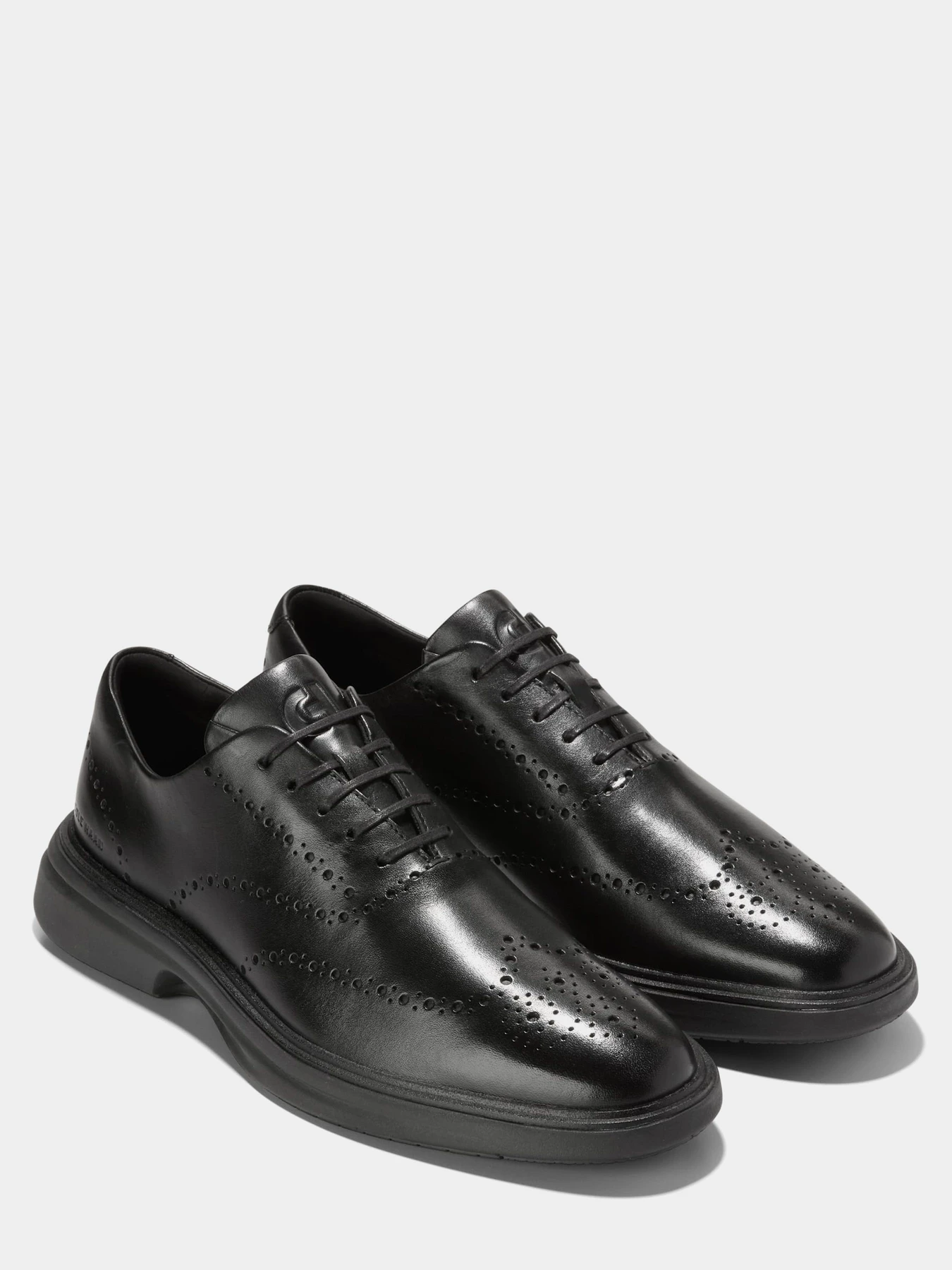Туфли и лоферы Cole Haan модель C41525 Фото