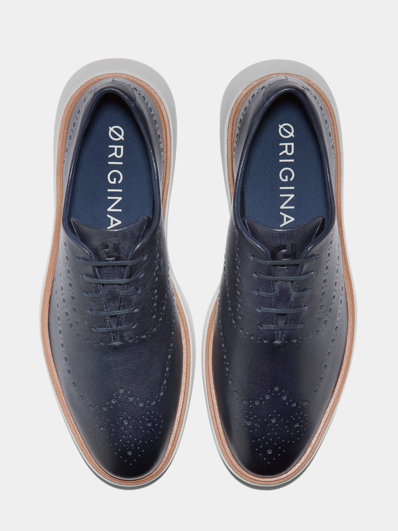 Туфли и лоферы Cole Haan модель C42153 Фото