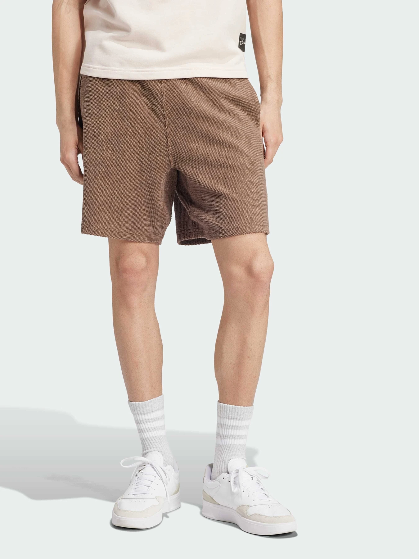 Шорти Adidas модель IY6580 Шорти Adidas модель IY6580 Фото