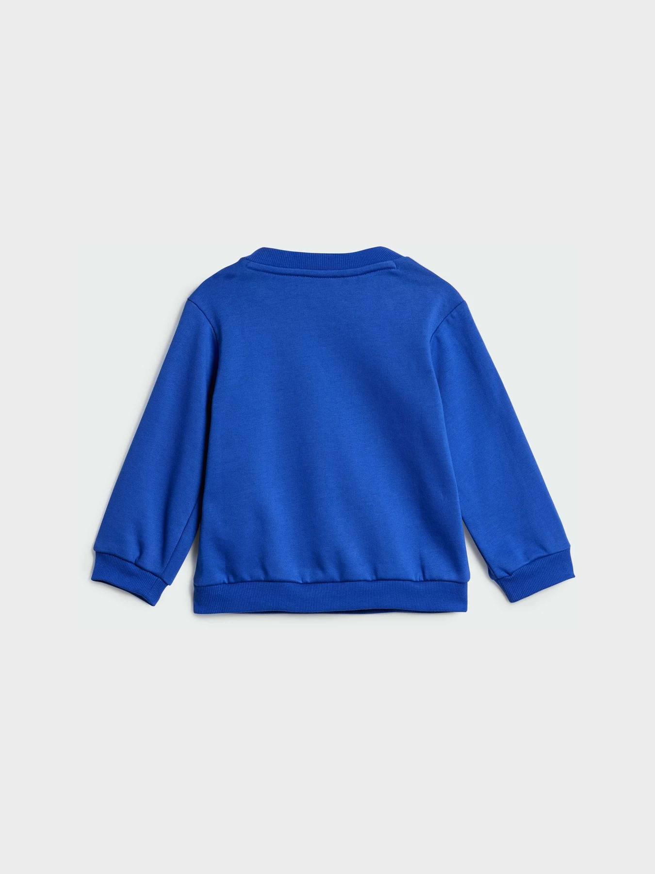 Костюмы Adidas модель IZ4986 Костюмы Adidas модель IZ4986 Фото
