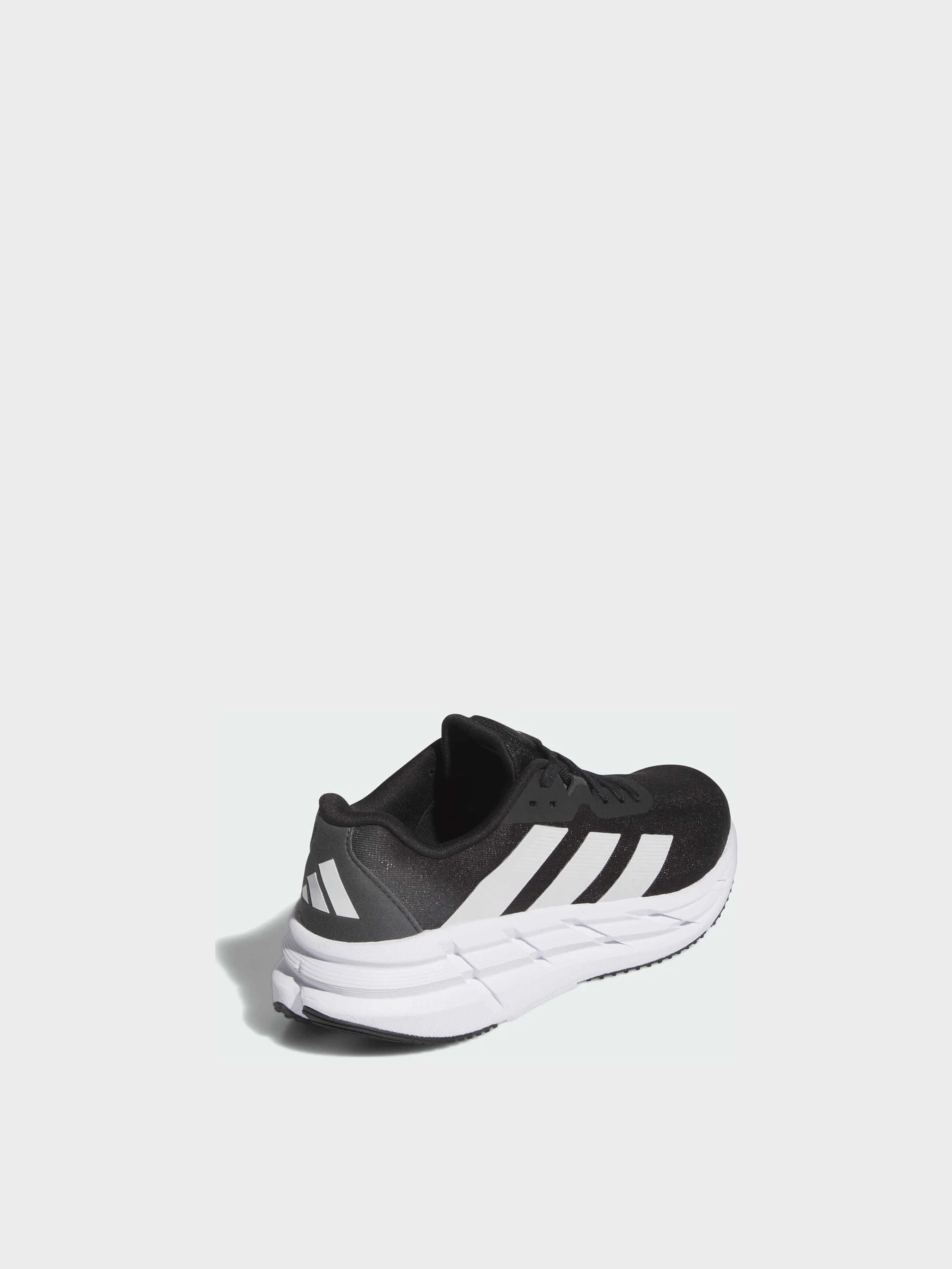 Кроссовки Adidas модель ID6166 Кроссовки Adidas модель ID6166 Фото