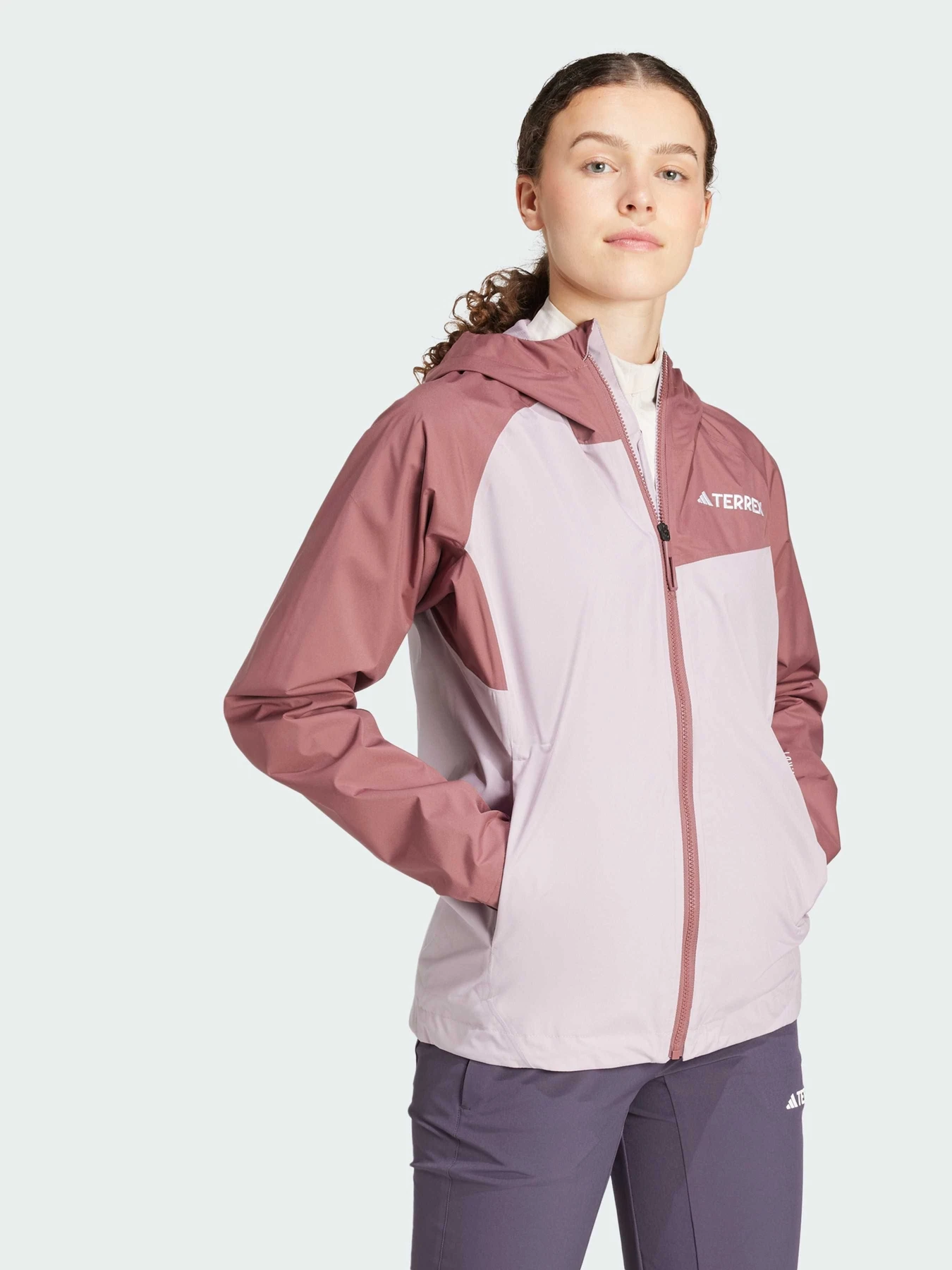 Куртки и дубленки Adidas модель JG8892 Фото