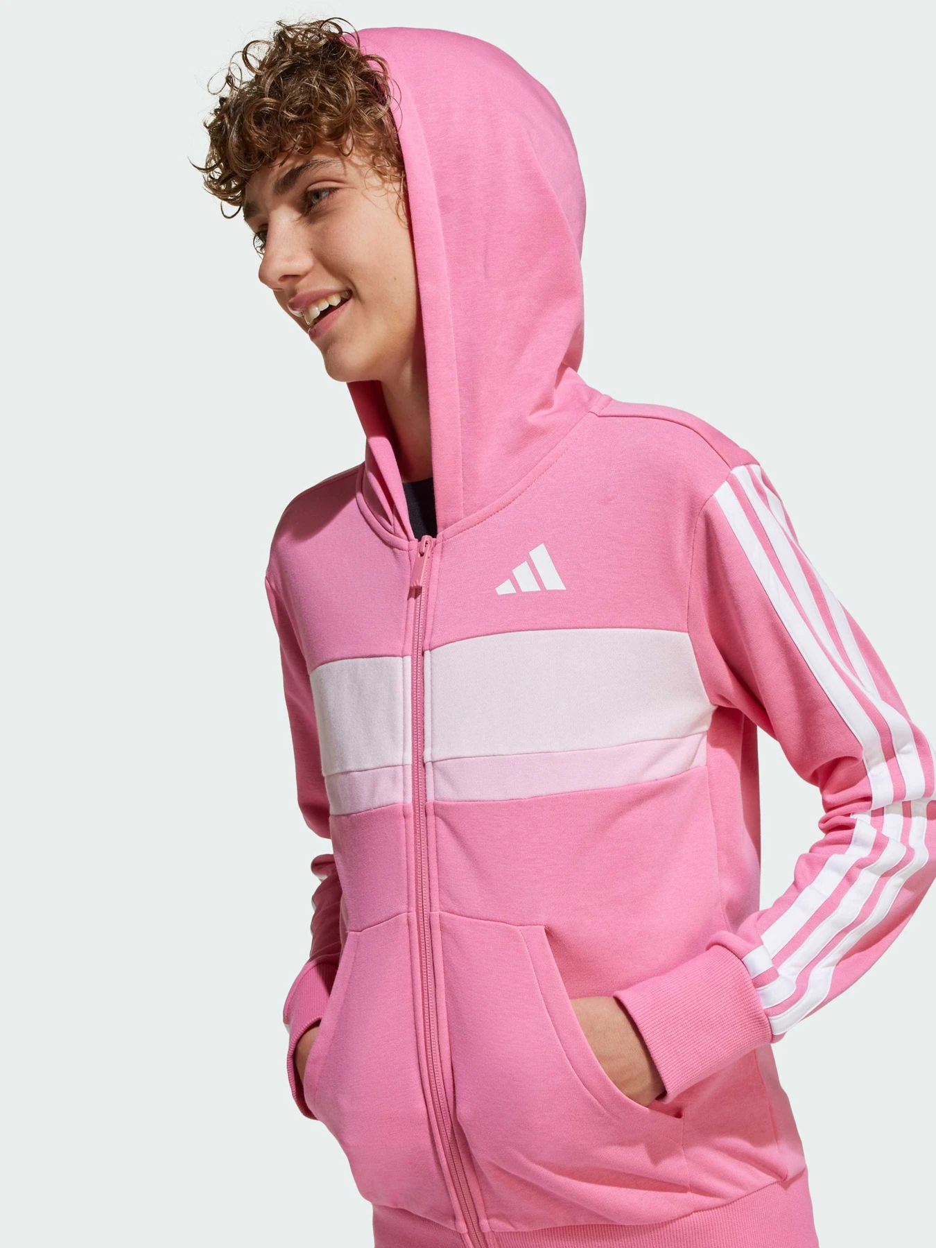 Костюмы Adidas модель JI6037 Костюмы Adidas модель JI6037 Фото