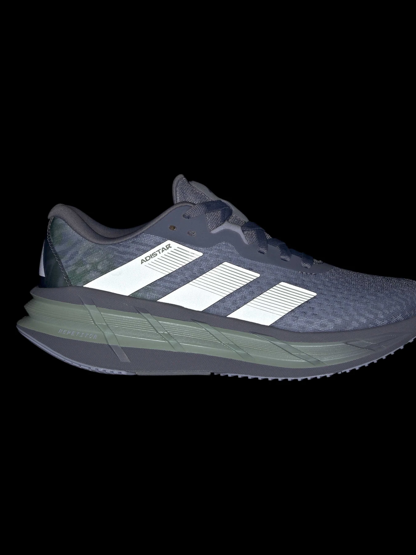 Кроссовки Adidas модель JI1235 Кроссовки Adidas модель JI1235 Фото