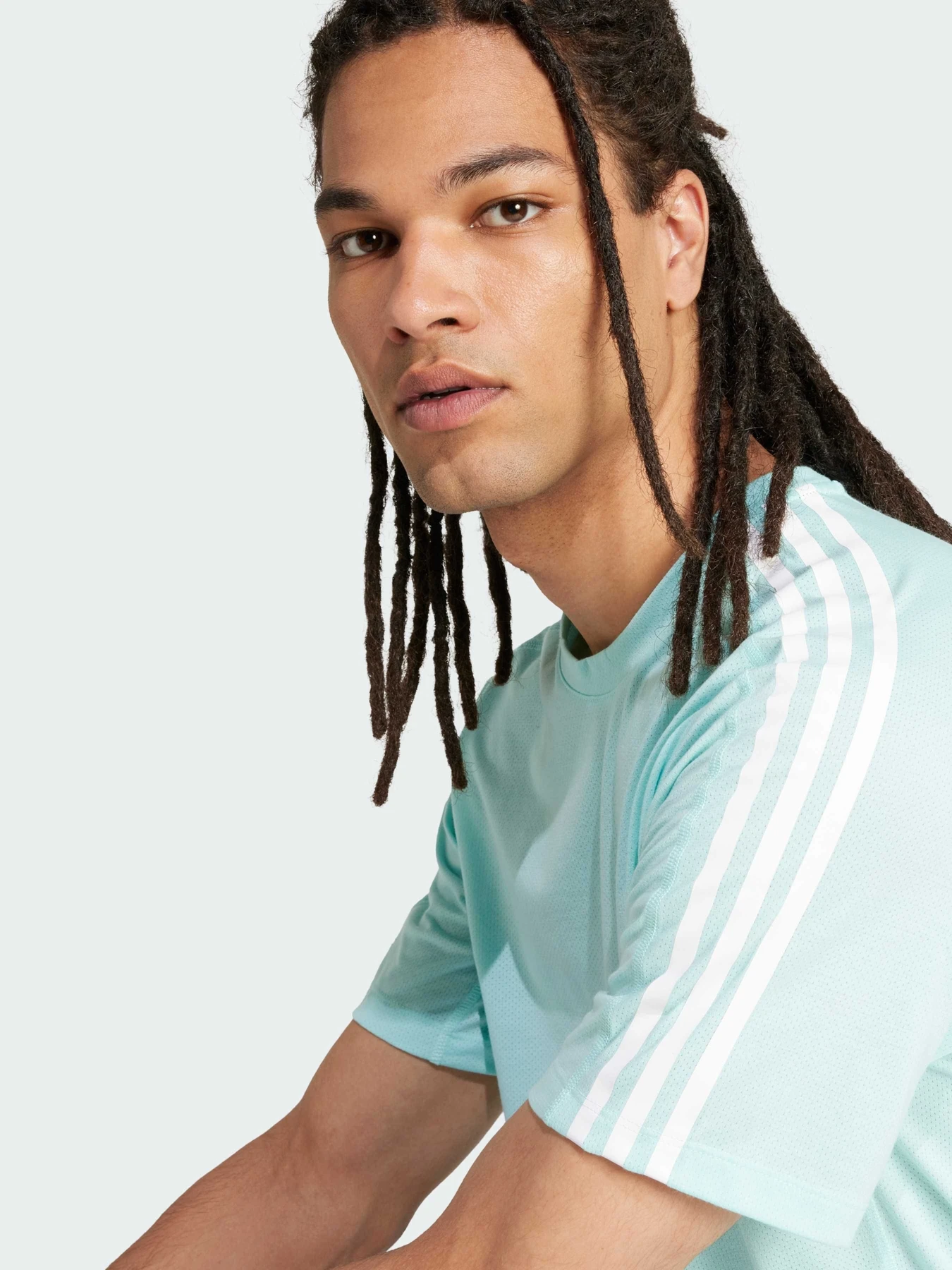 Футболки и поло Adidas модель IV9956 Футболки и поло Adidas модель IV9956 Фото