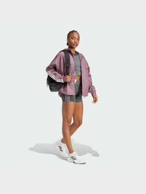 Куртки та дублянки Adidas модель IX3213 Фото