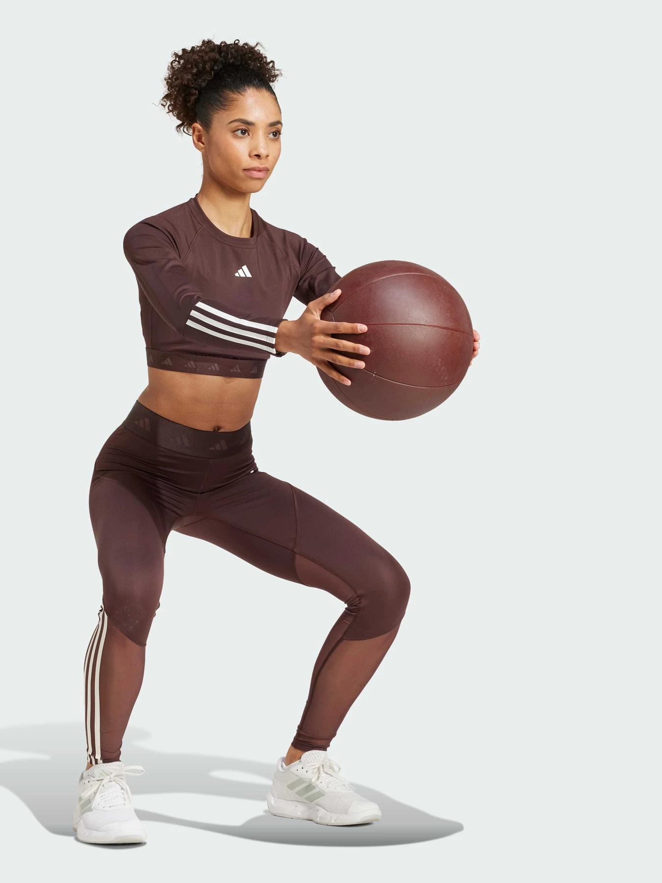 Худі та світшоти Adidas модель IX3247 Фото