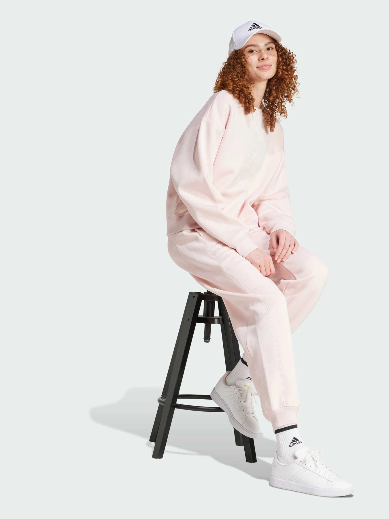 Брюки Adidas модель IY1472 Фото