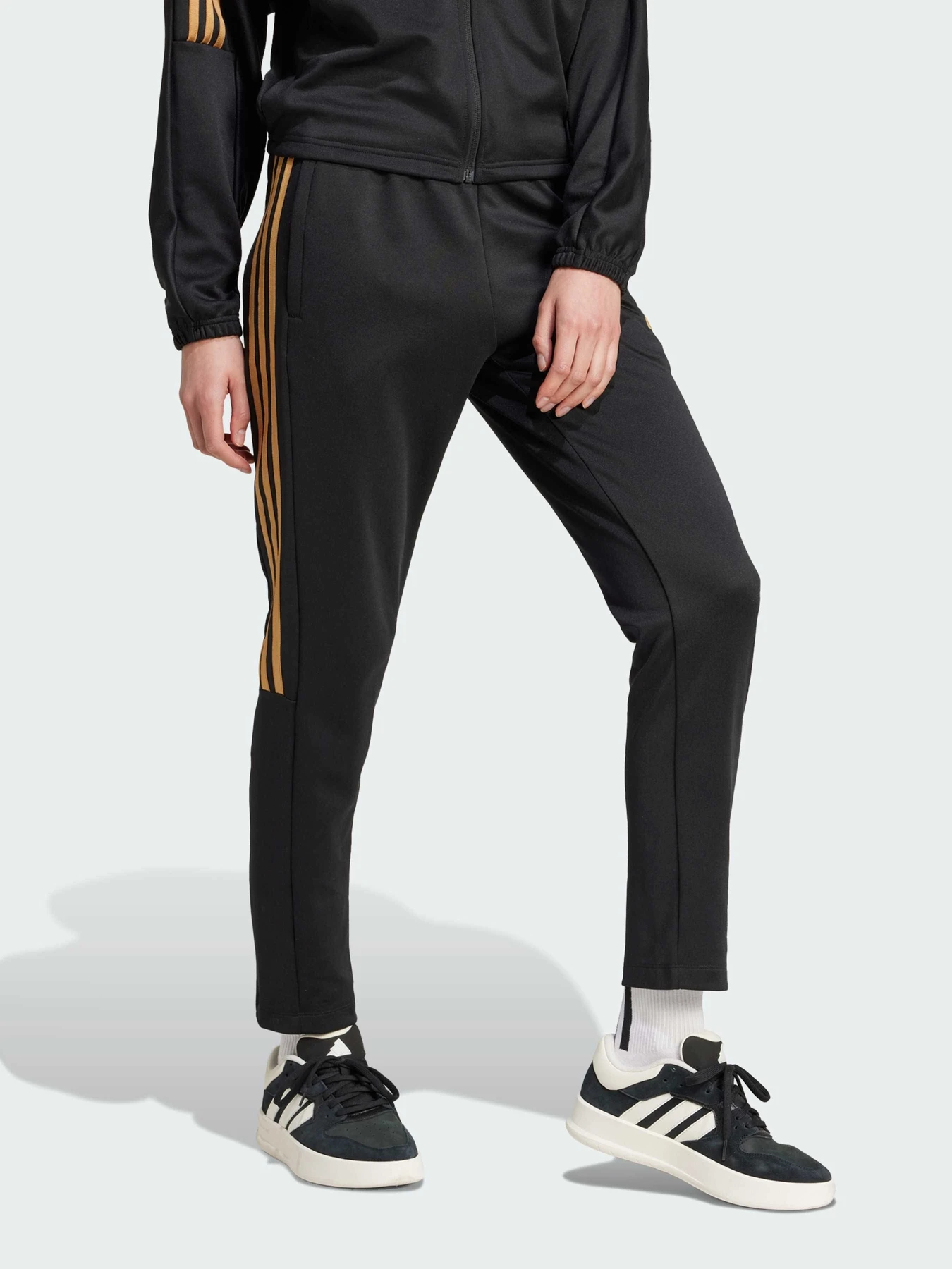 Брюки Adidas Tiro модель IW6799 Фото