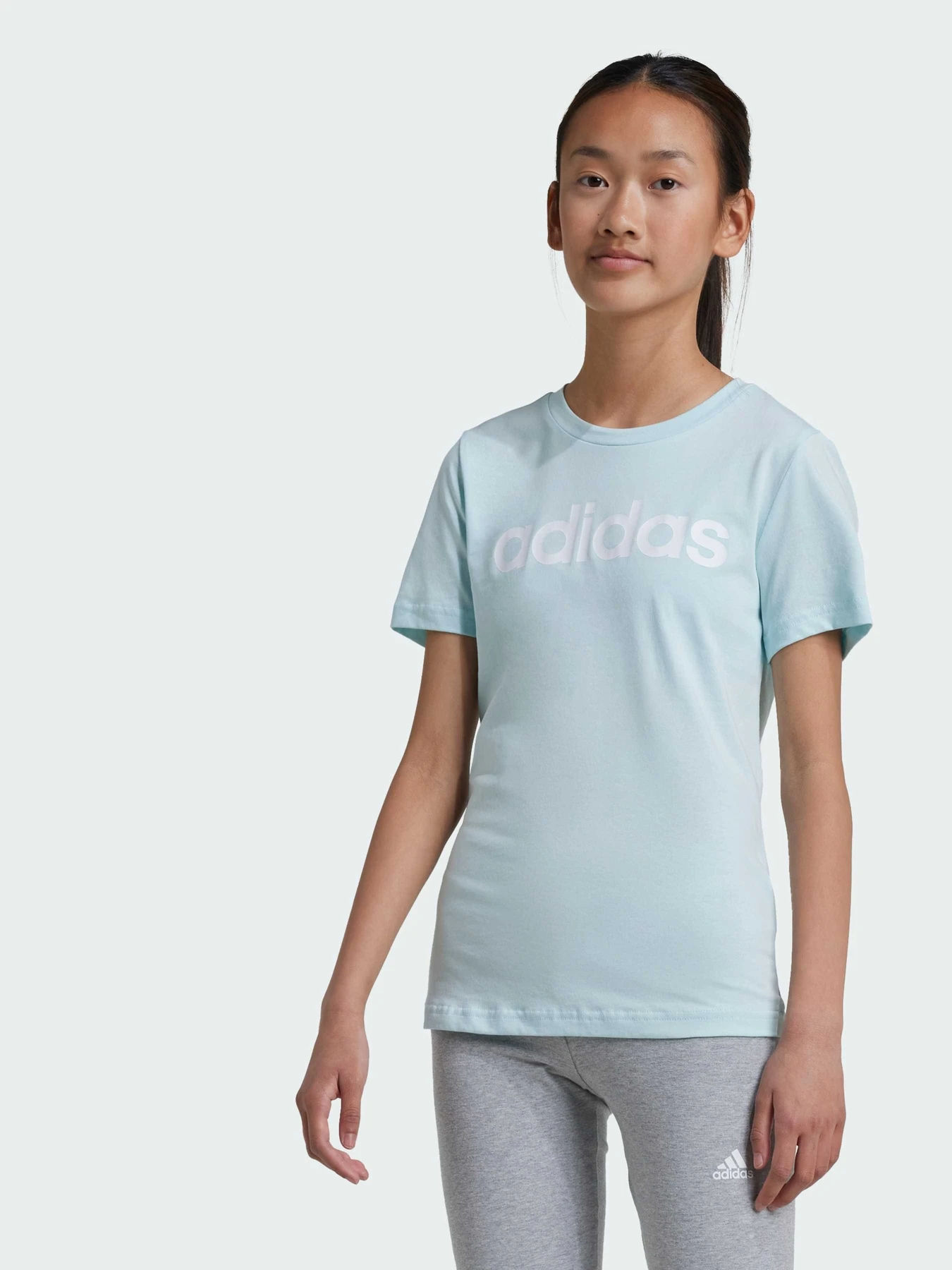 Футболки і поло Adidas модель IY5084 Футболки і поло Adidas модель IY5084 Фото