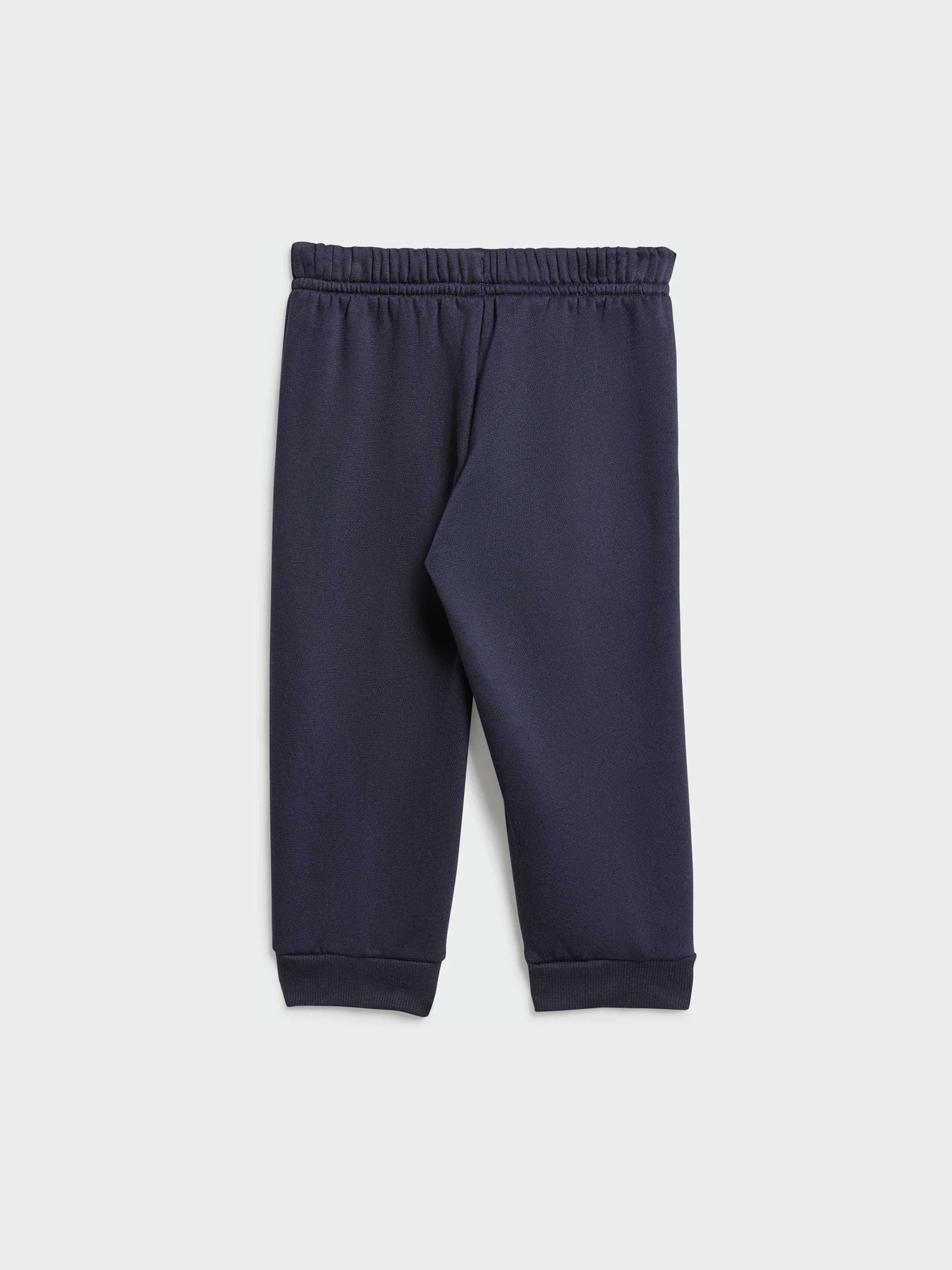 Костюмы Adidas модель IZ4970 Костюмы Adidas модель IZ4970 Фото