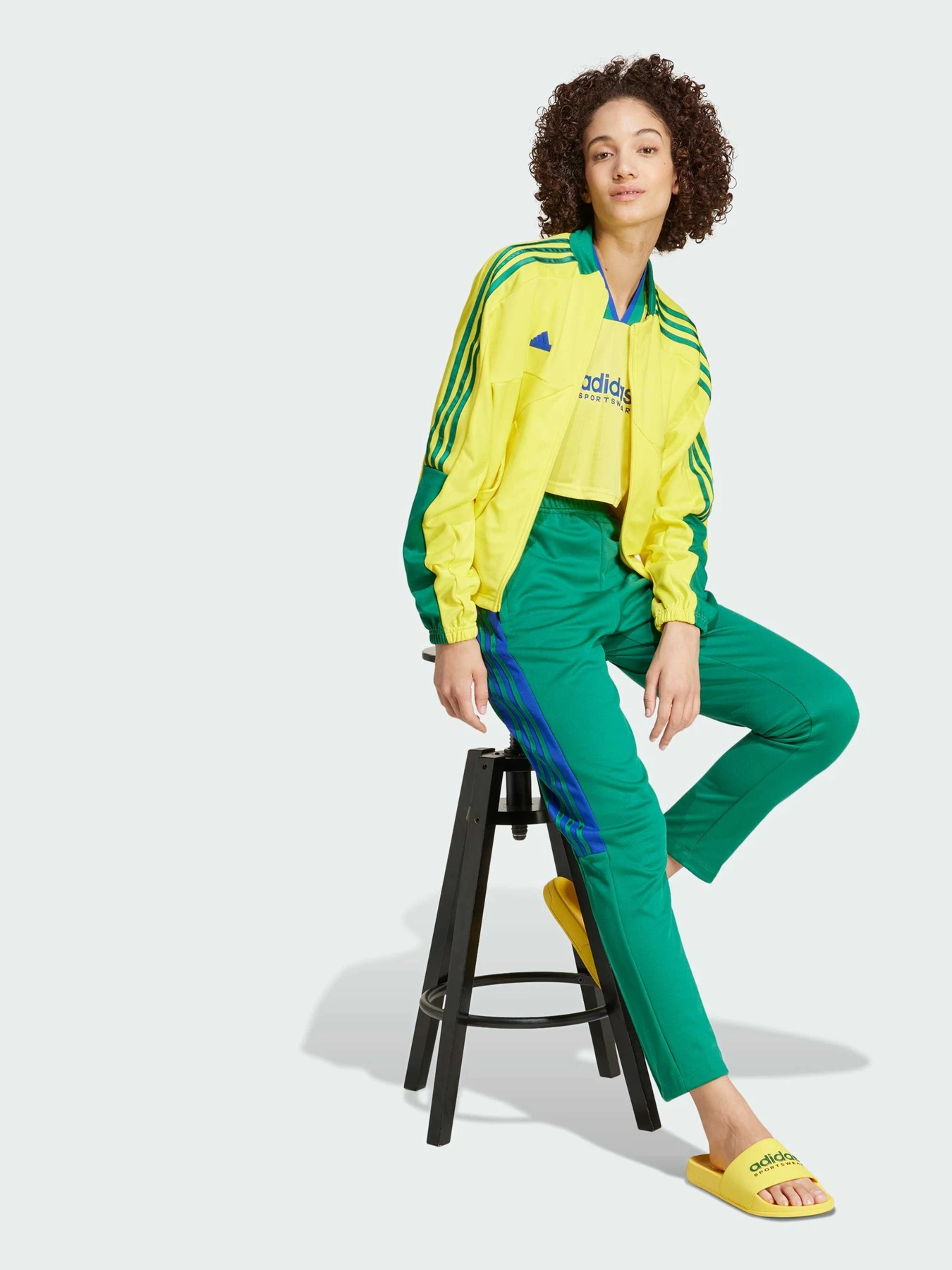 Брюки Adidas Tiro модель IZ2058 Брюки Adidas Tiro модель IZ2058 Фото