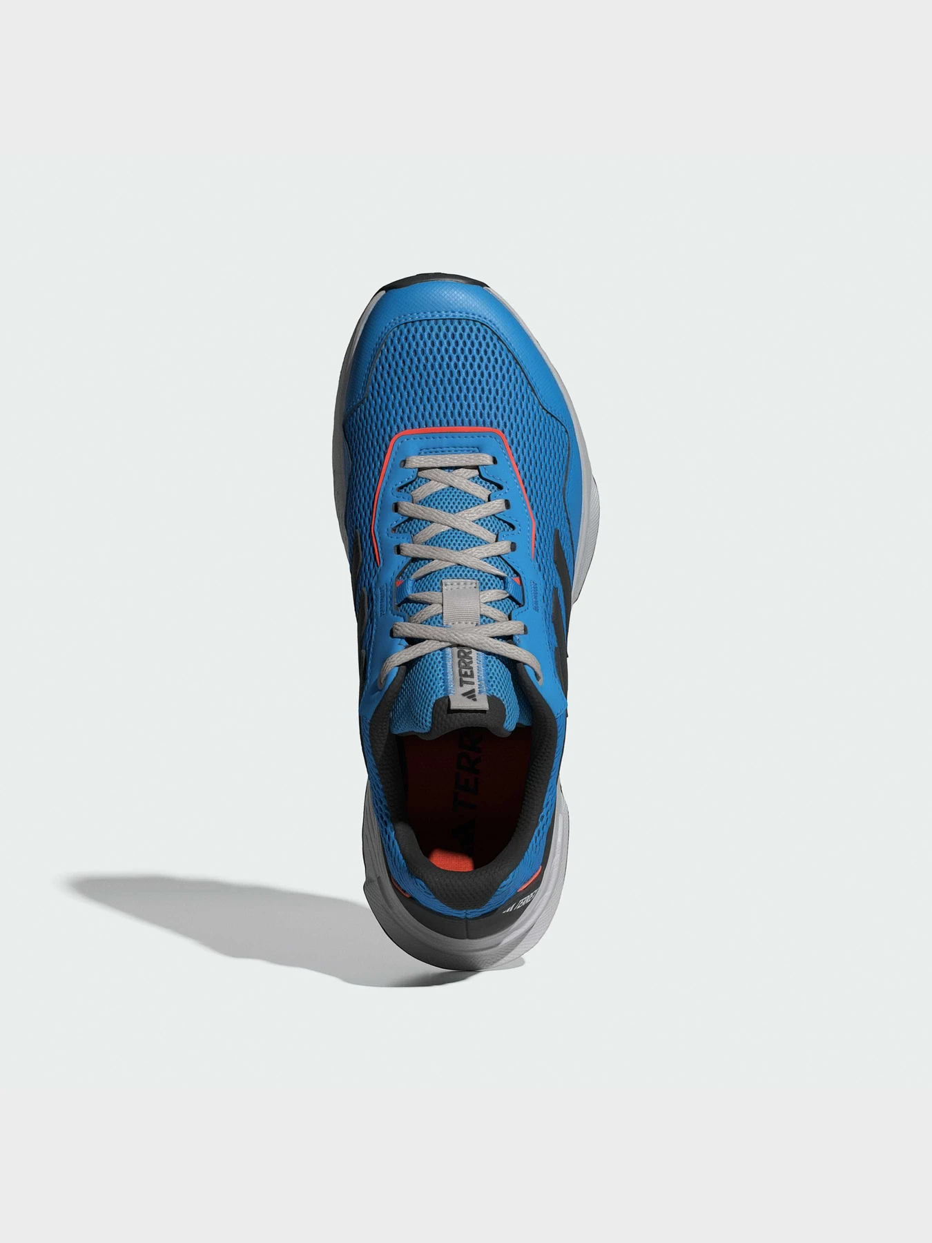 Кроссовки Adidas модель IH0996 Кроссовки Adidas модель IH0996 Фото