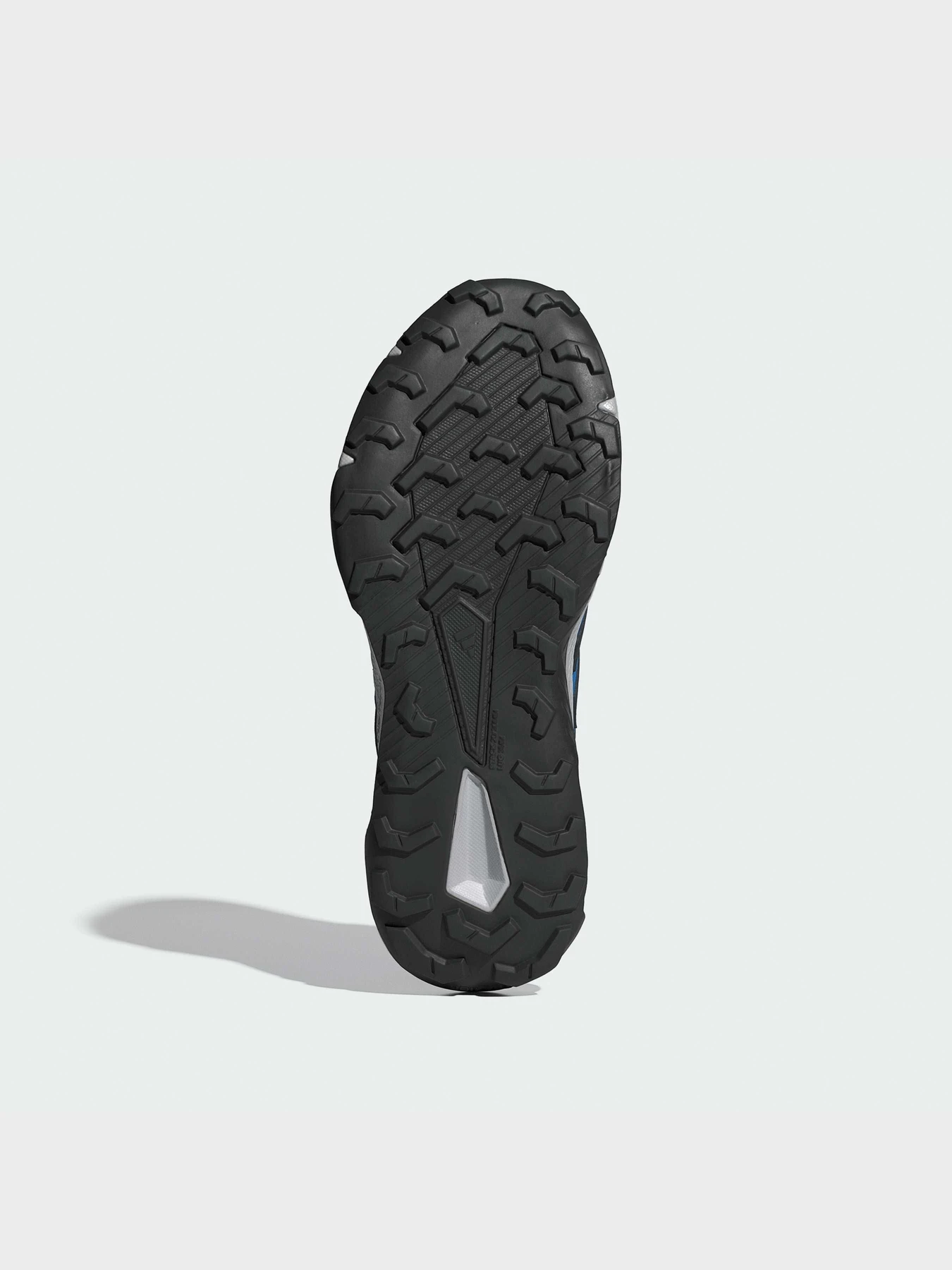 Кроссовки Adidas модель IH0996 Кроссовки Adidas модель IH0996 Фото
