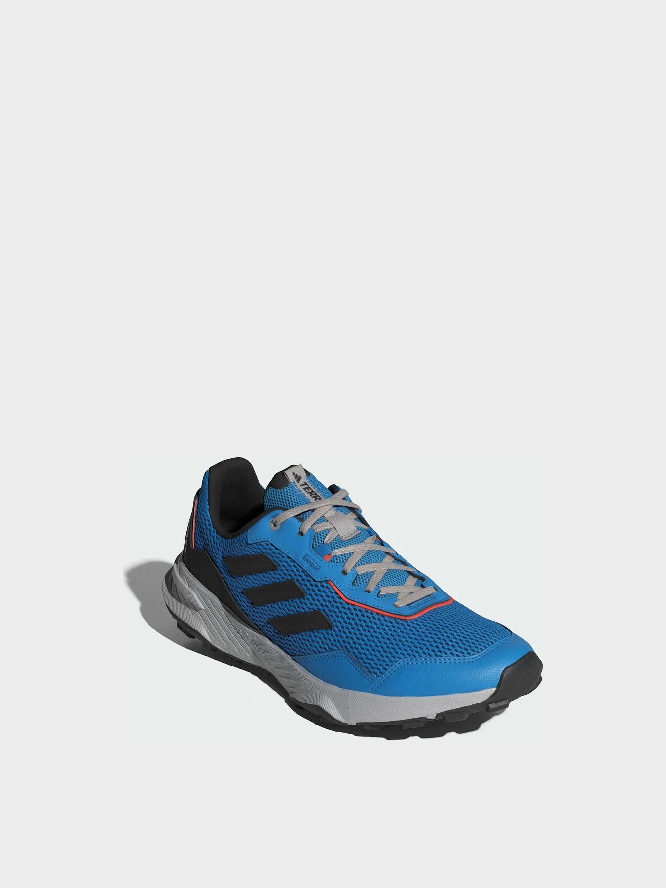 Кроссовки Adidas модель IH0996 Кроссовки Adidas модель IH0996 Фото